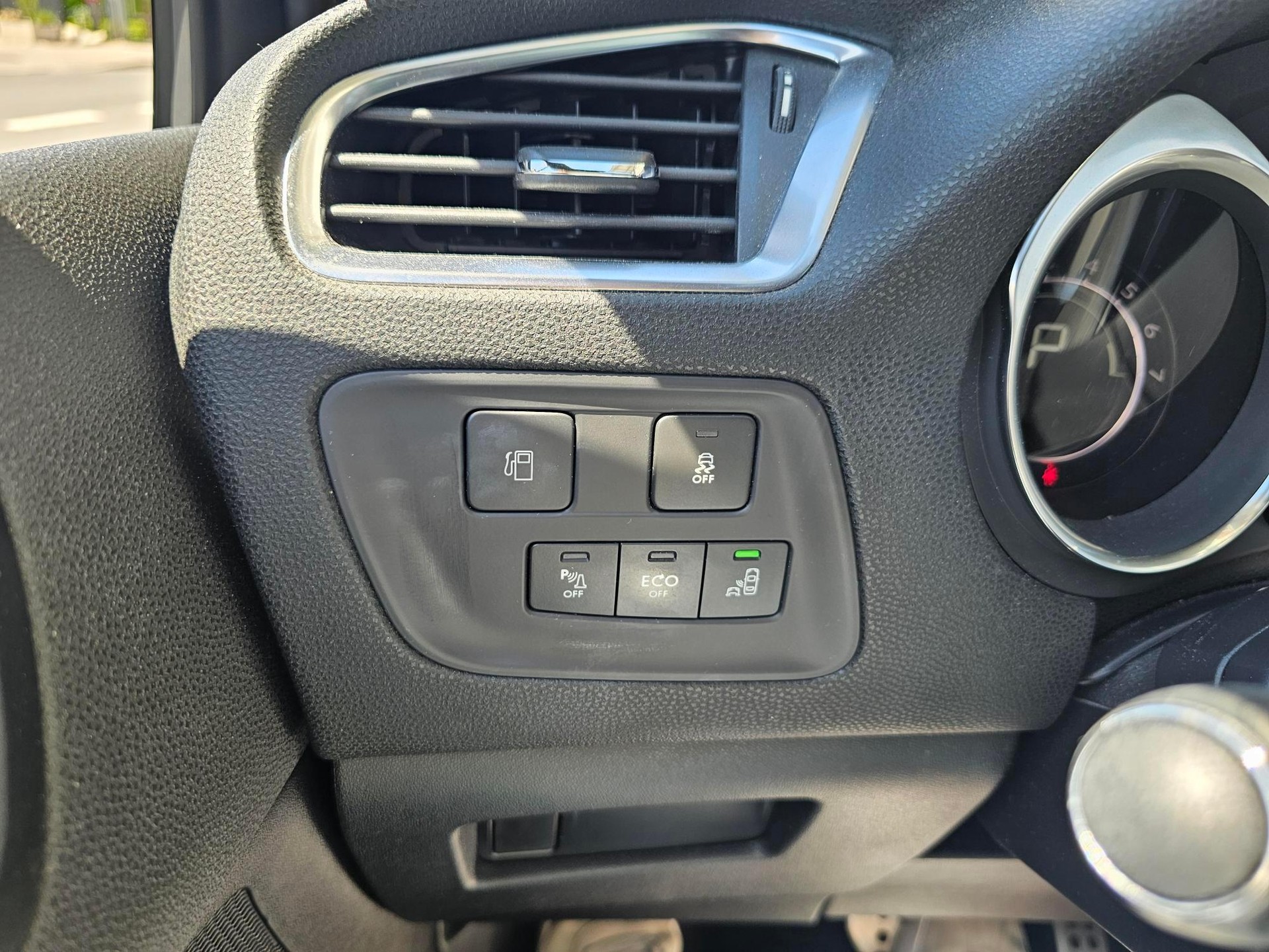 DS AUTOMOBILES 4 1.6 THP 165 Sport Chic-image-14