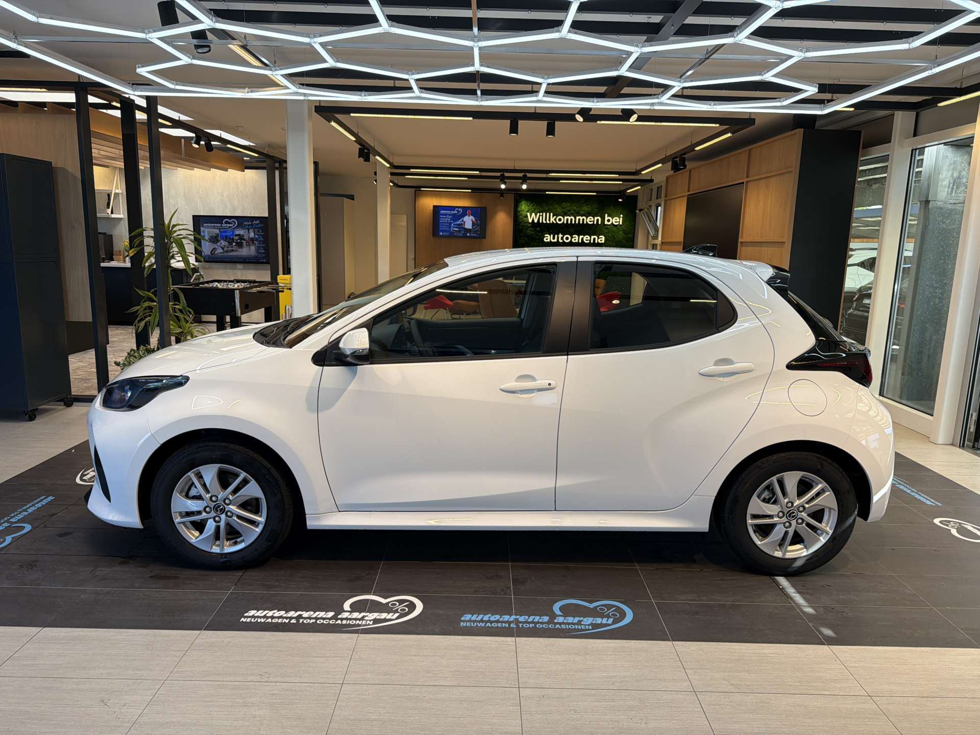 MAZDA 2 Hybrid Prime-line Automat-image-13