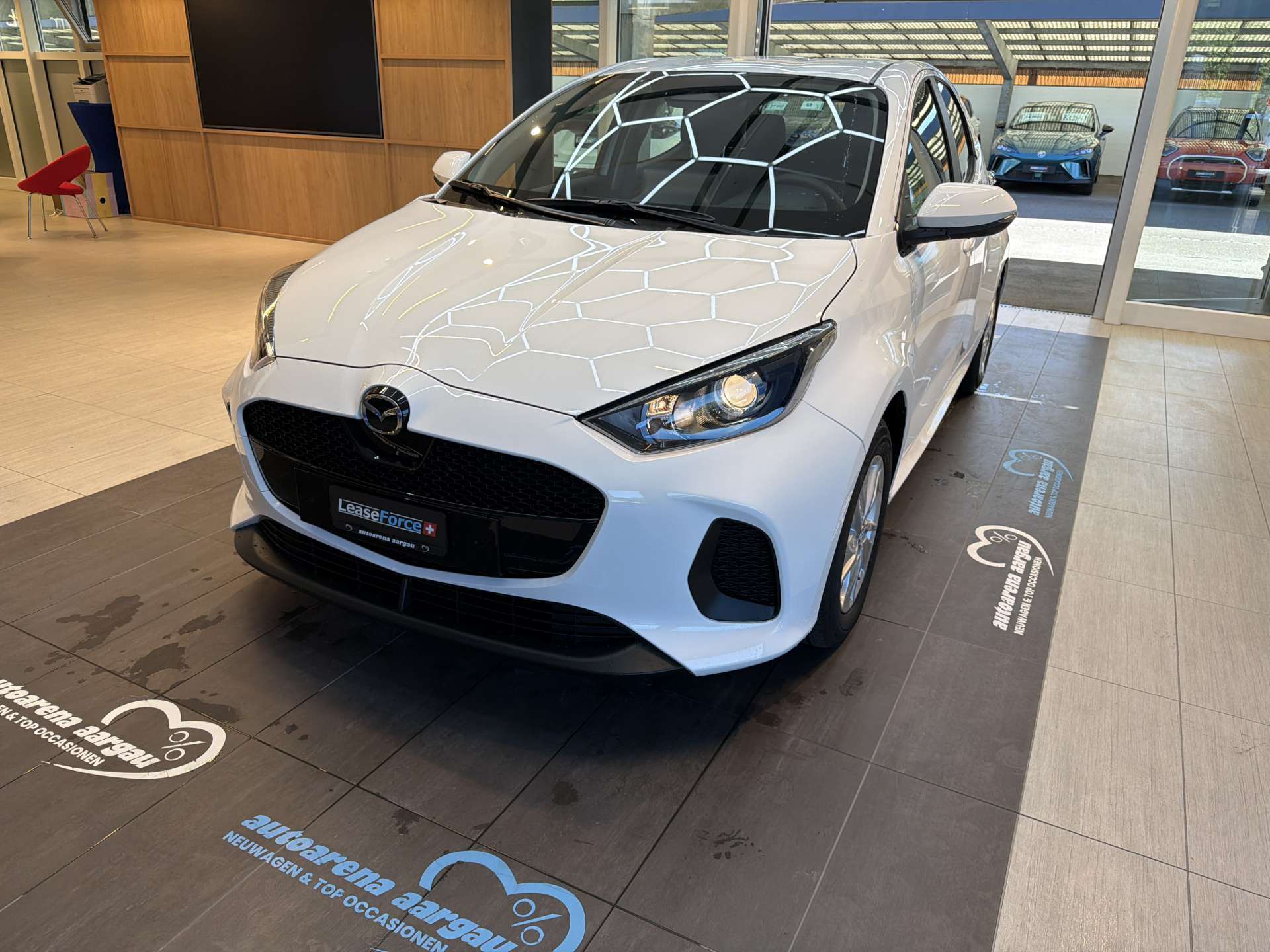 MAZDA 2 Hybrid Prime-line Automat-image-0