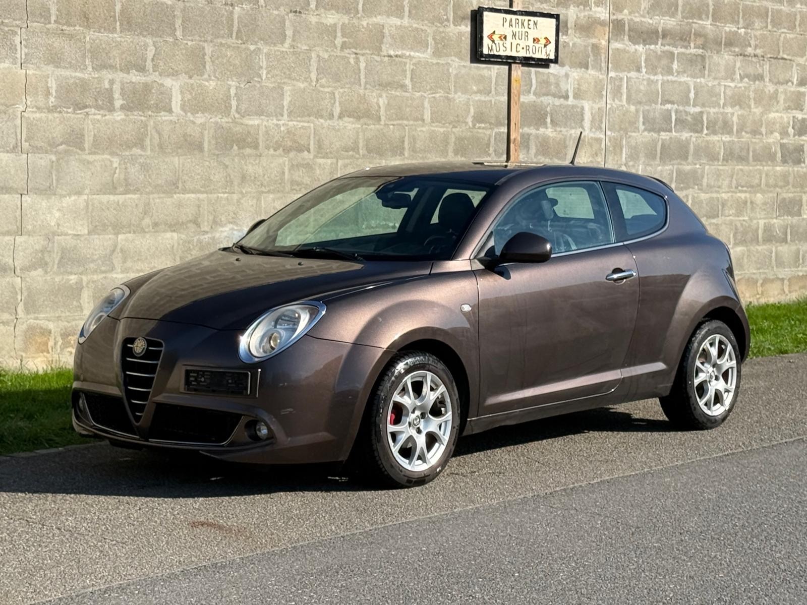 ALFA ROMEO MiTo 1.4 Distinctive-image-0