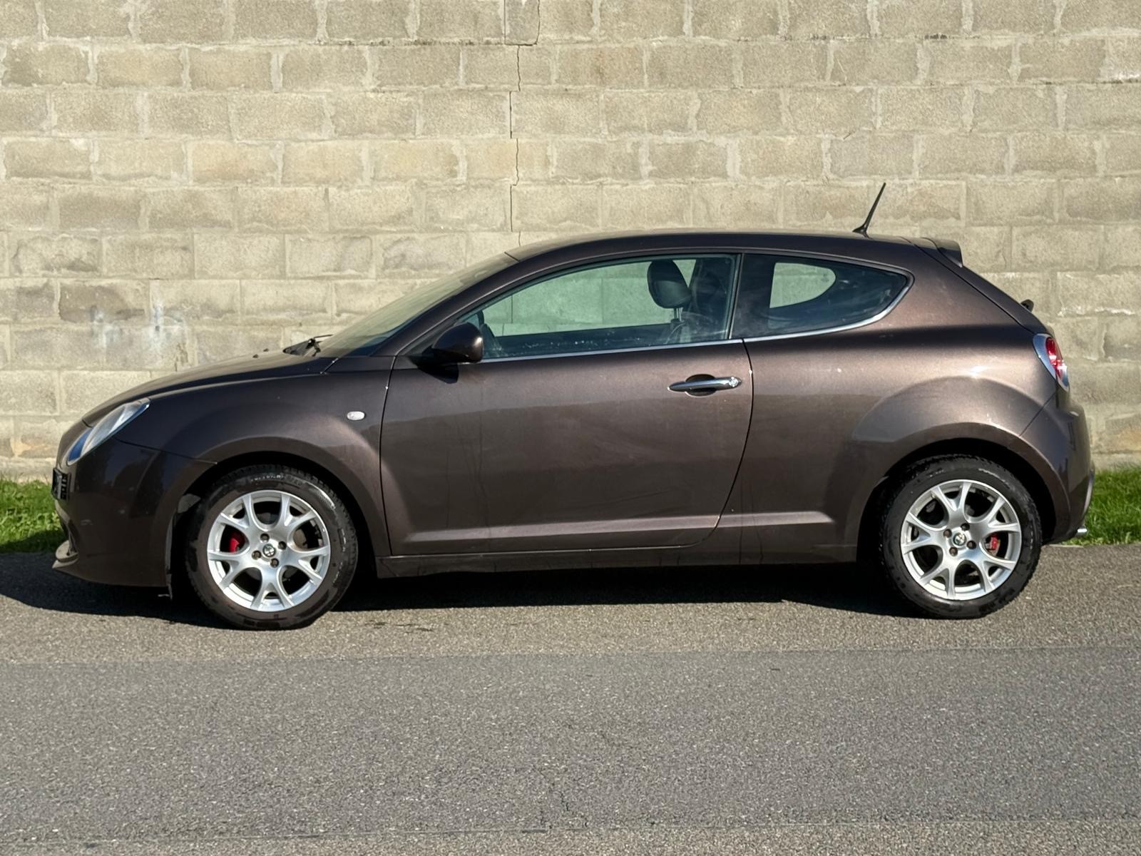 ALFA ROMEO MiTo 1.4 Distinctive-image-1