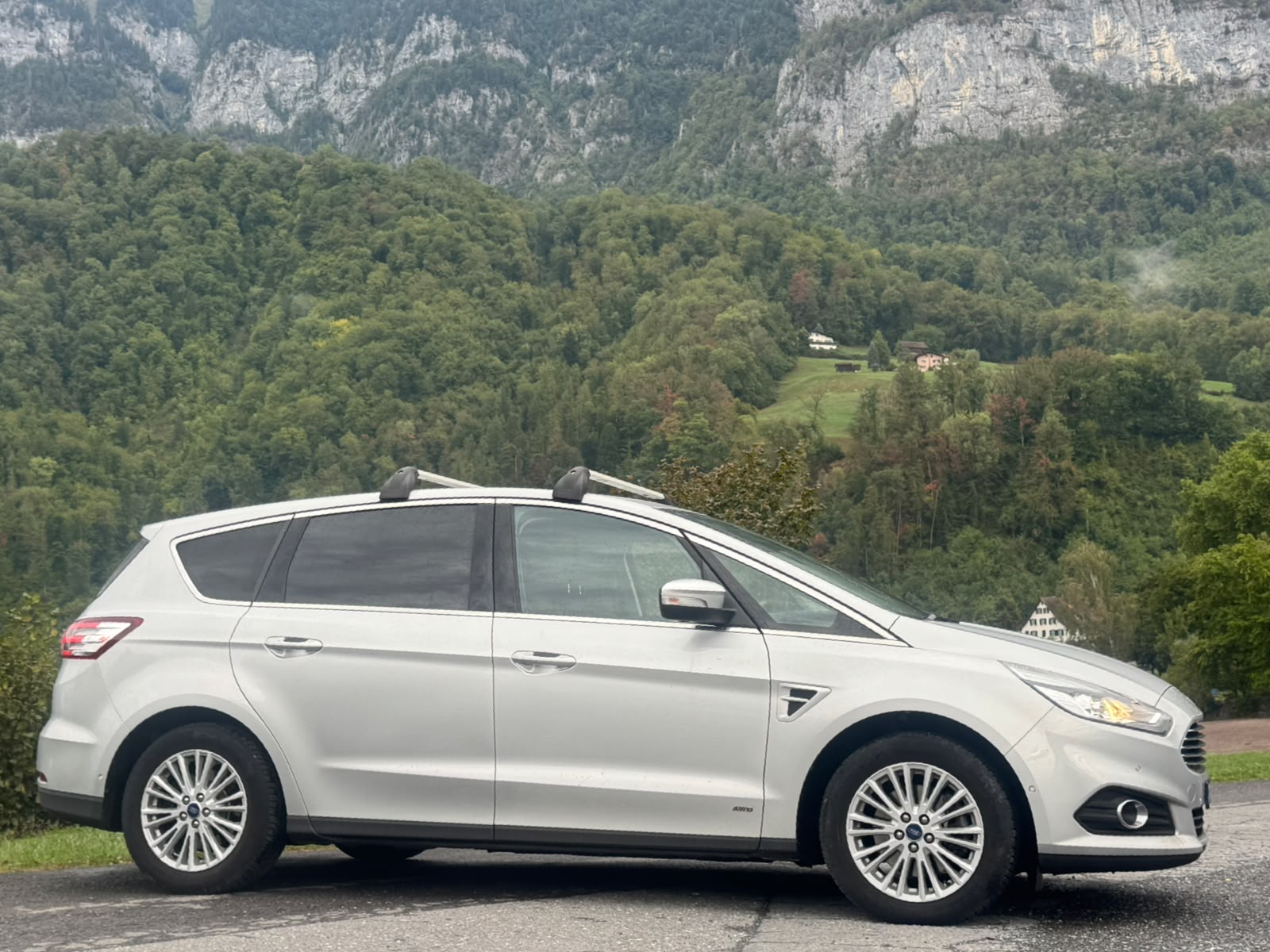 FORD S-Max 2.0 TDCi Trend AWD-image-4