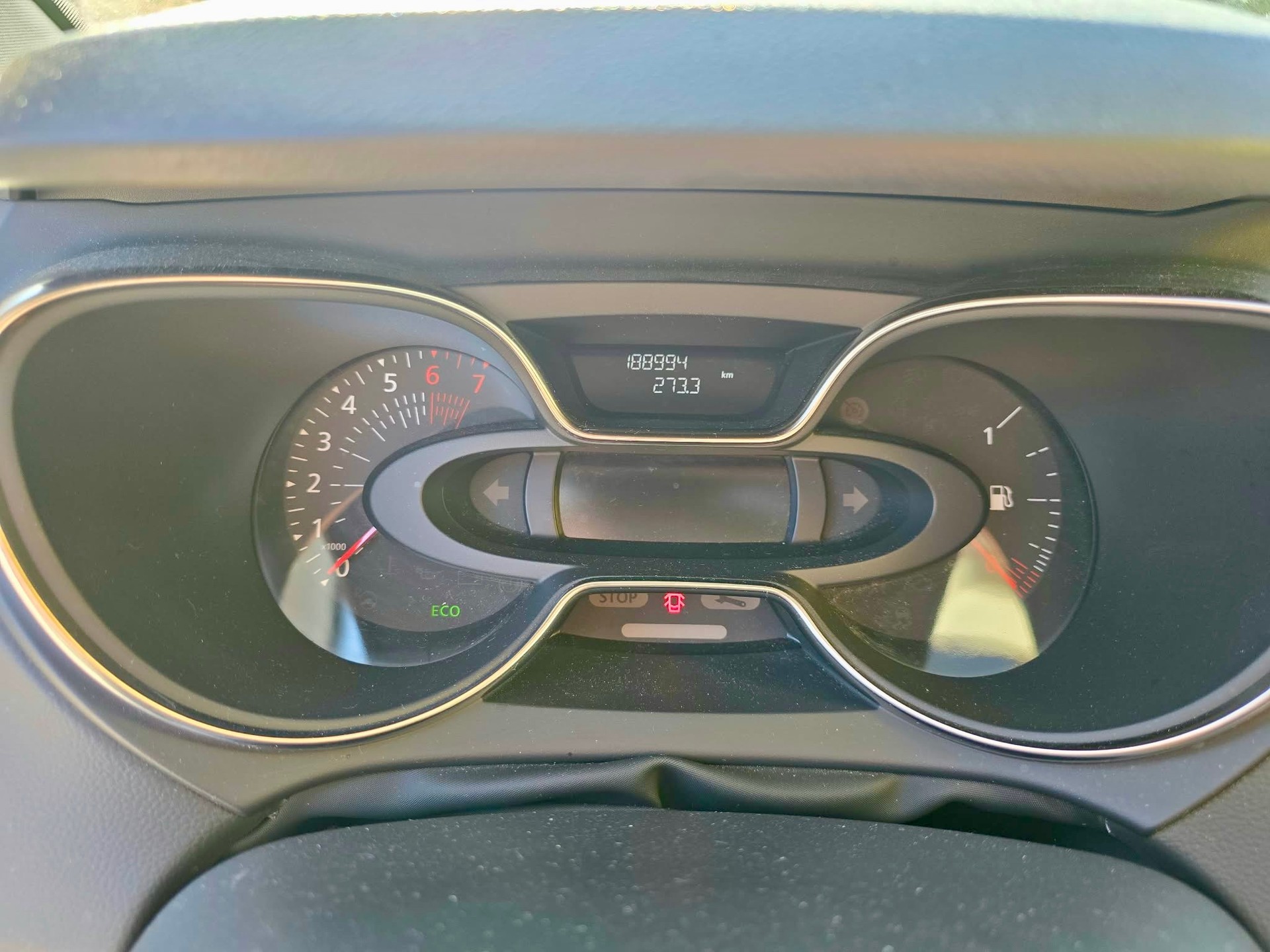 RENAULT Captur 1.3 T 16V Intens EDC-image-12
