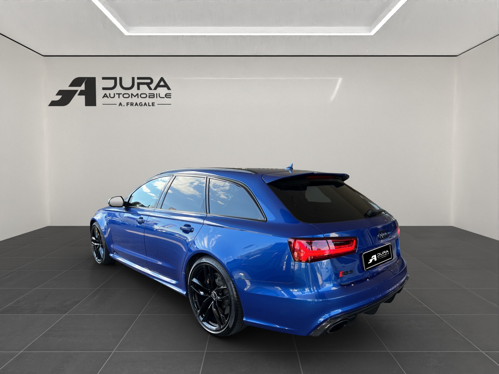 AUDI RS6 Avant 4.0 V8 TFSI perform. qu. T-Tr.-image-4