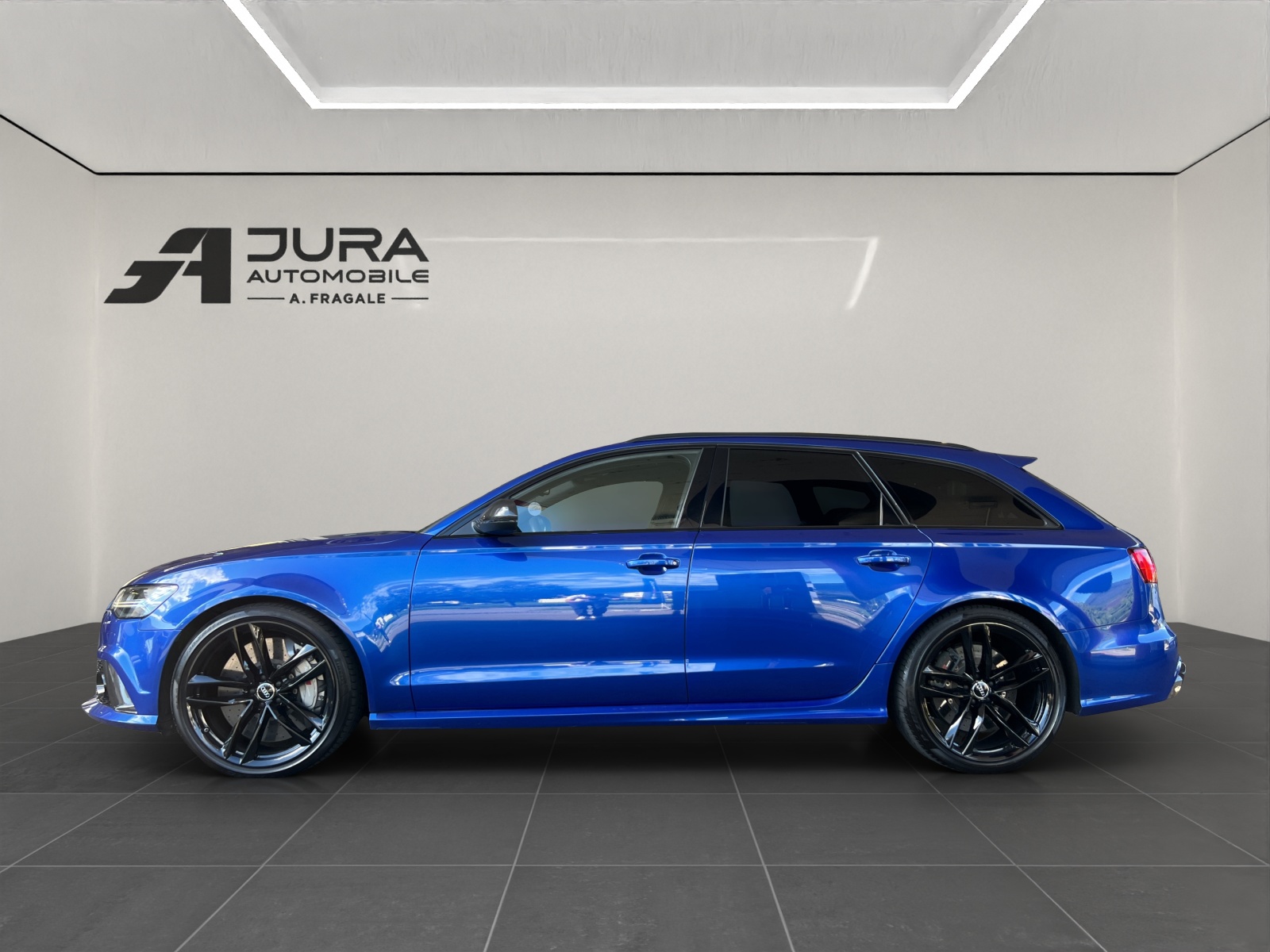 AUDI RS6 Avant 4.0 V8 TFSI perform. qu. T-Tr.-image-3
