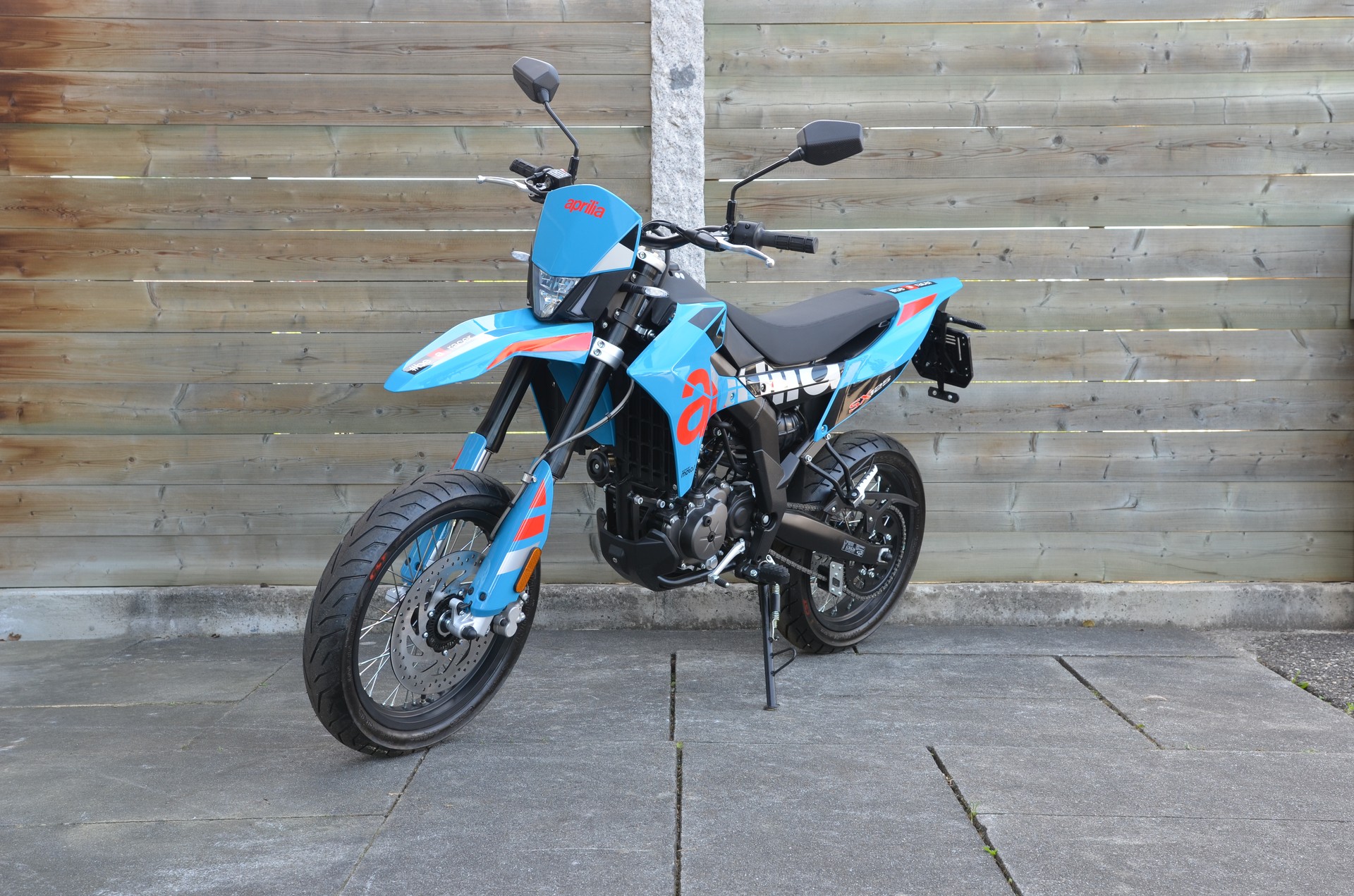 APRILIA SX 125 E5+-showroom-element-2