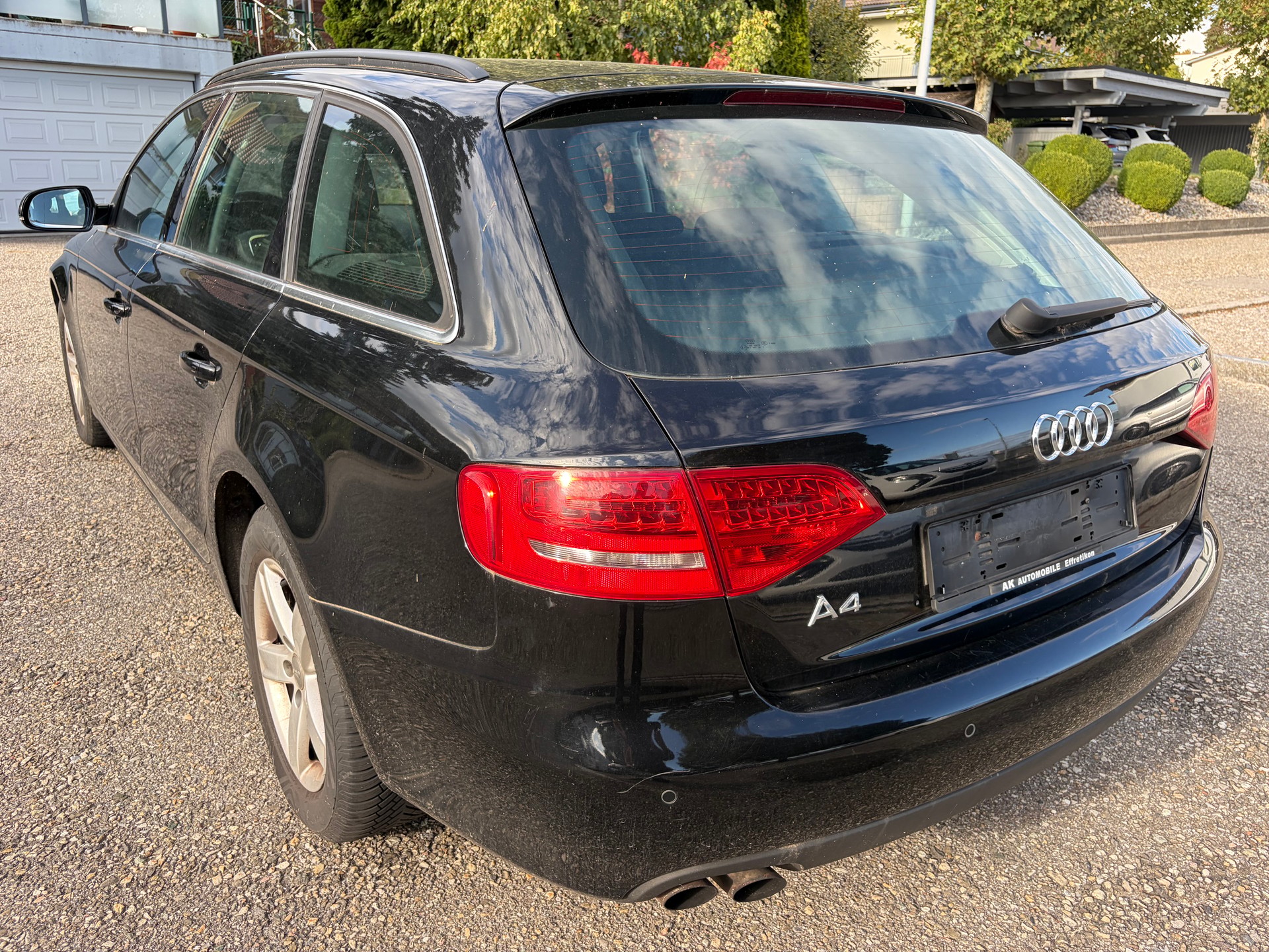 AUDI A4 Avant 1.8 TFSI quattro-image-3
