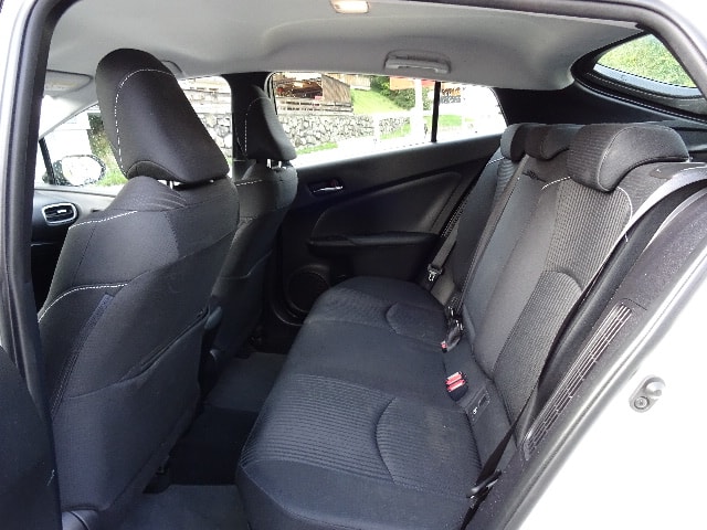 TOYOTA Prius 1.8 VVTi HSD Plug-In Premium-image-6
