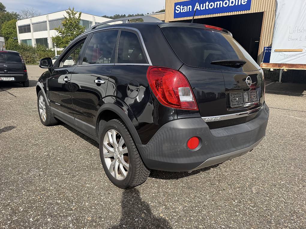 OPEL Antara 2.2 CDTi Cosmo 4WD Automatic-image-2