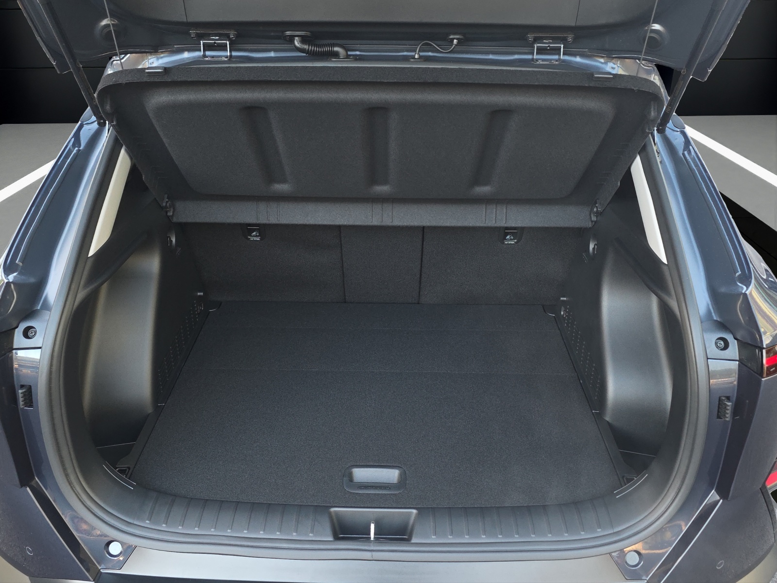 HYUNDAI Kona 1.6 GDi HEV Amplia DCT-image-12