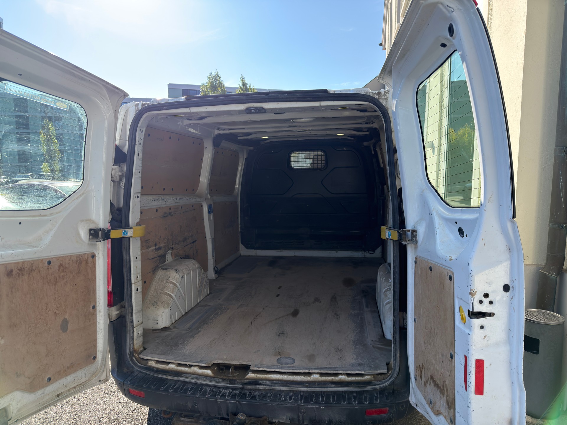 FORD TRANSIT CUSTOM-image-5