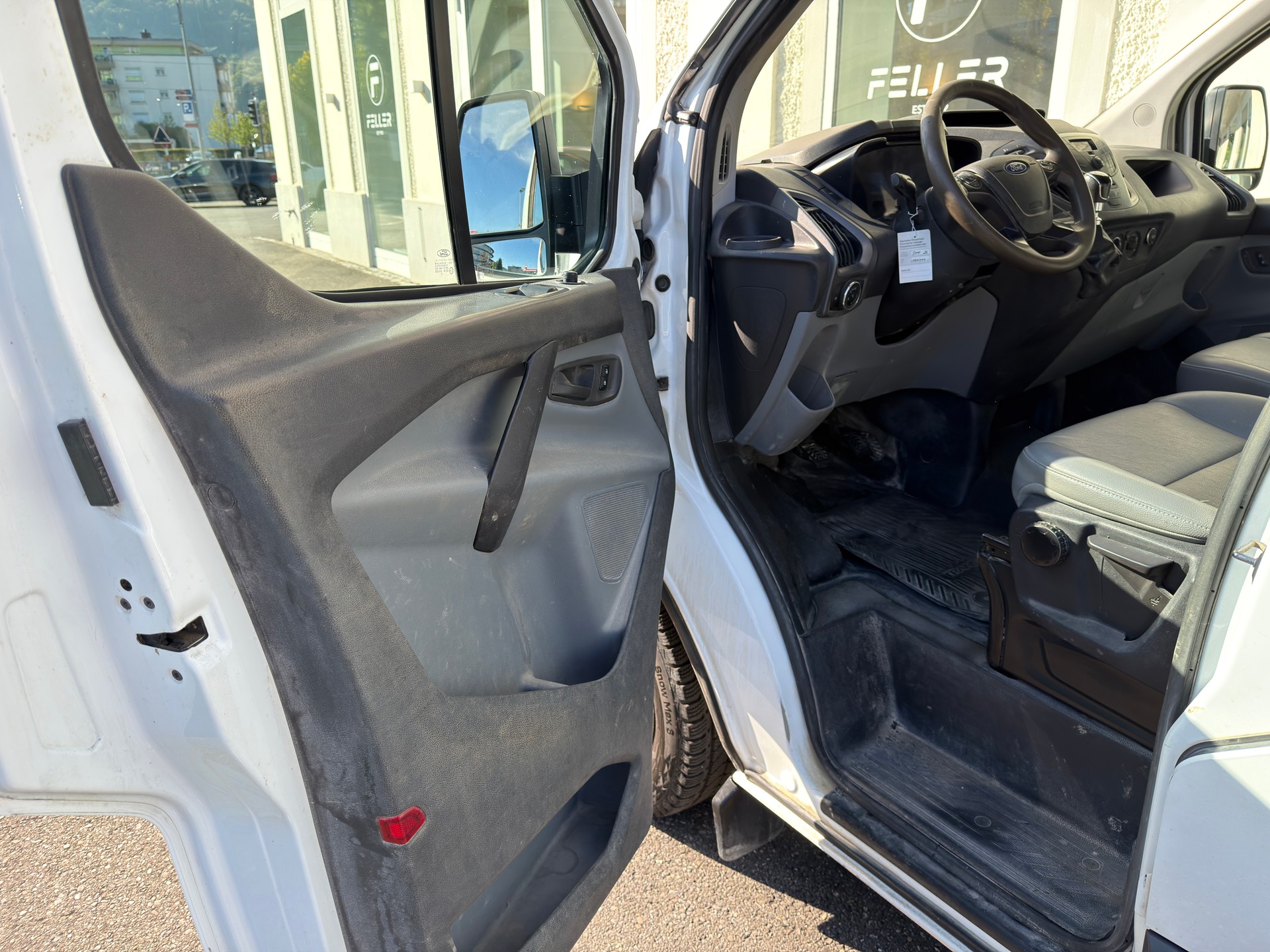 FORD TRANSIT CUSTOM-image-6