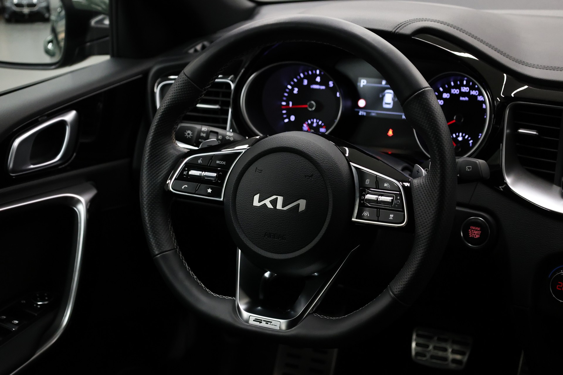 KIA Ceed SW 1.5 T-GDi GT-Line-image-26