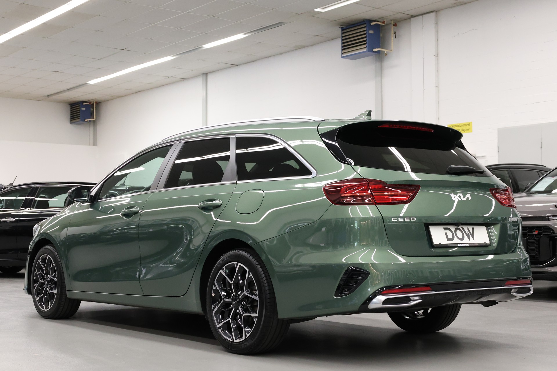 KIA Ceed SW 1.5 T-GDi GT-Line-image-9