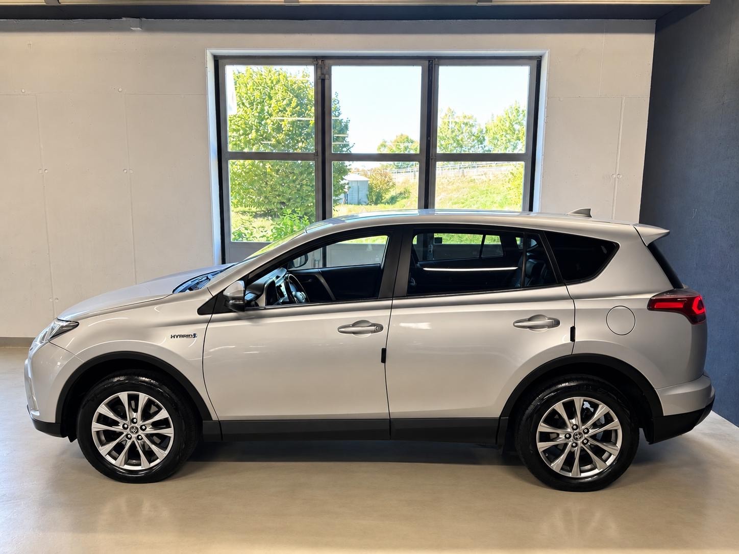 TOYOTA RAV-4 2.5 HSD Trend e-CVT-image-6