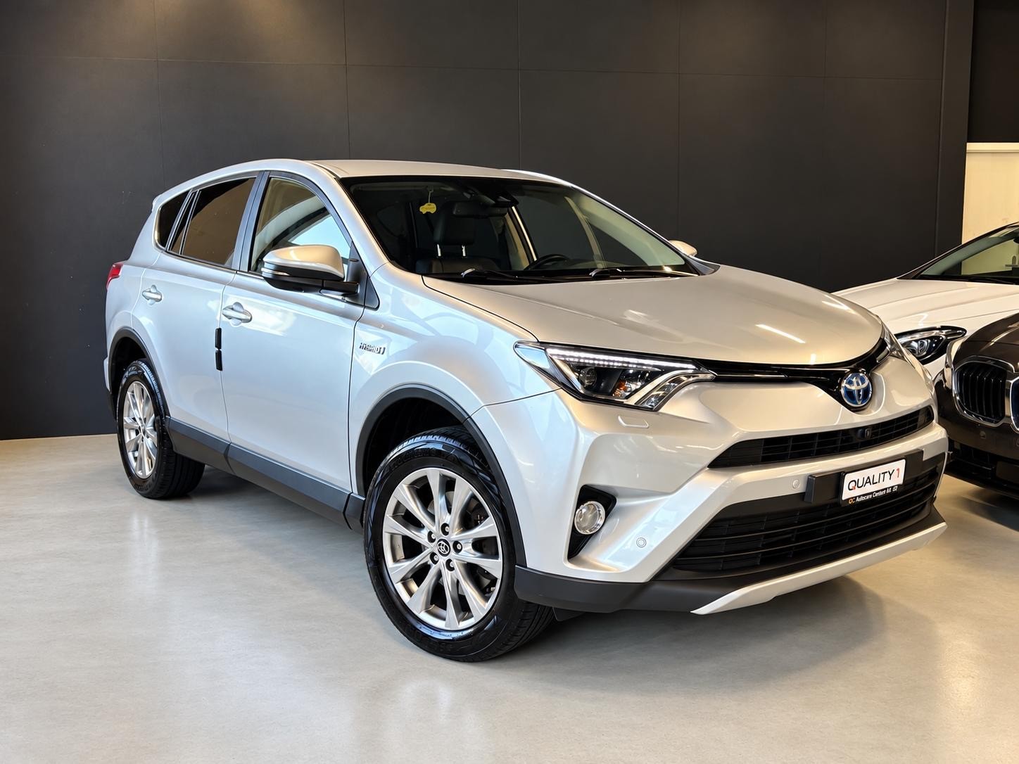 TOYOTA RAV-4 2.5 HSD Trend e-CVT-image-3