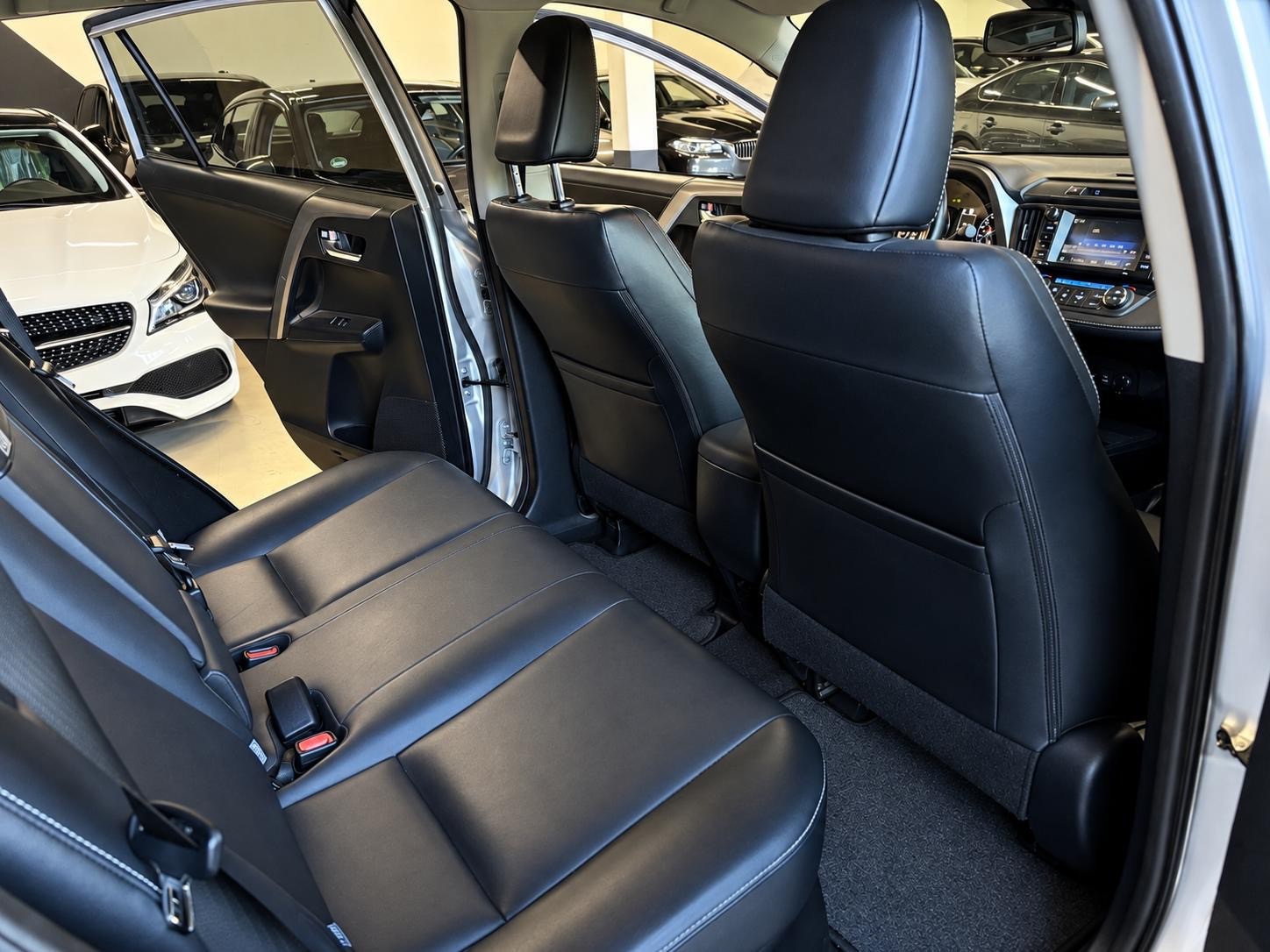 TOYOTA RAV-4 2.5 HSD Trend e-CVT-image-15