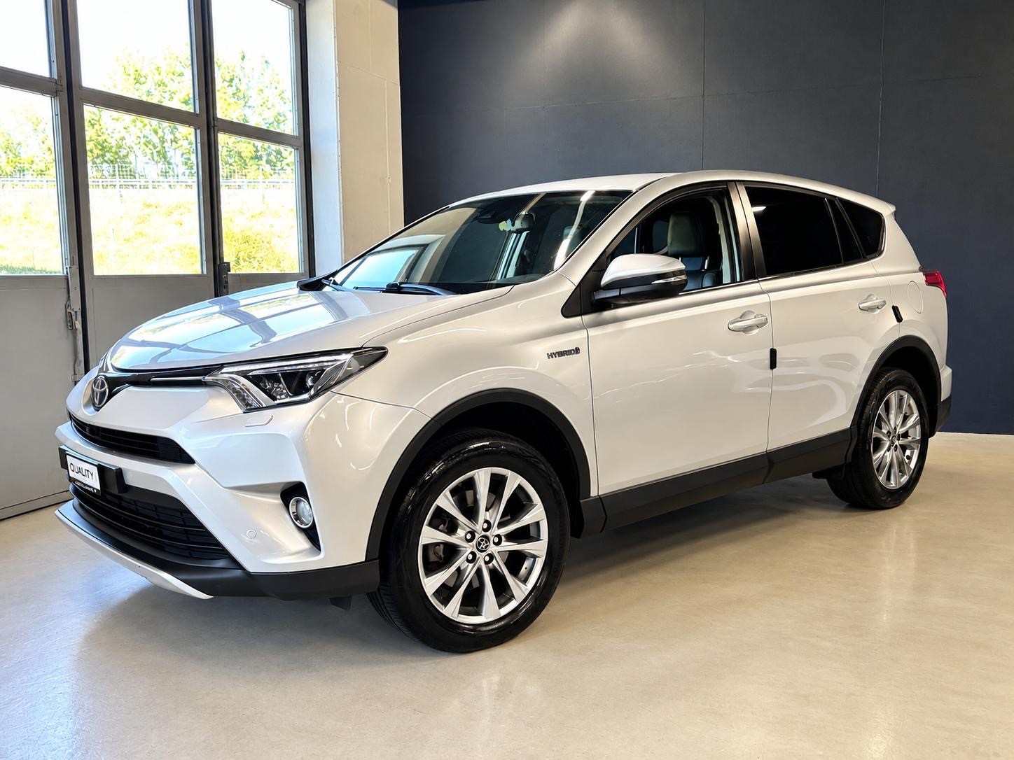 TOYOTA RAV-4 2.5 HSD Trend e-CVT-image-4