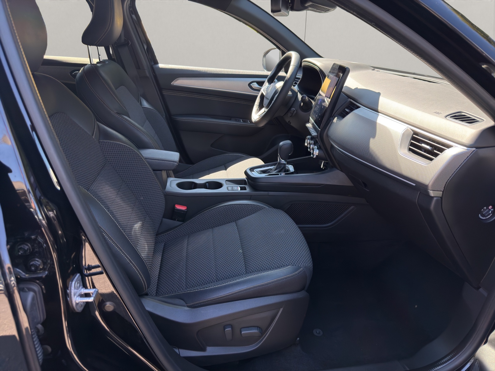 RENAULT Arkana 1.6 E-Tech techno-image-9