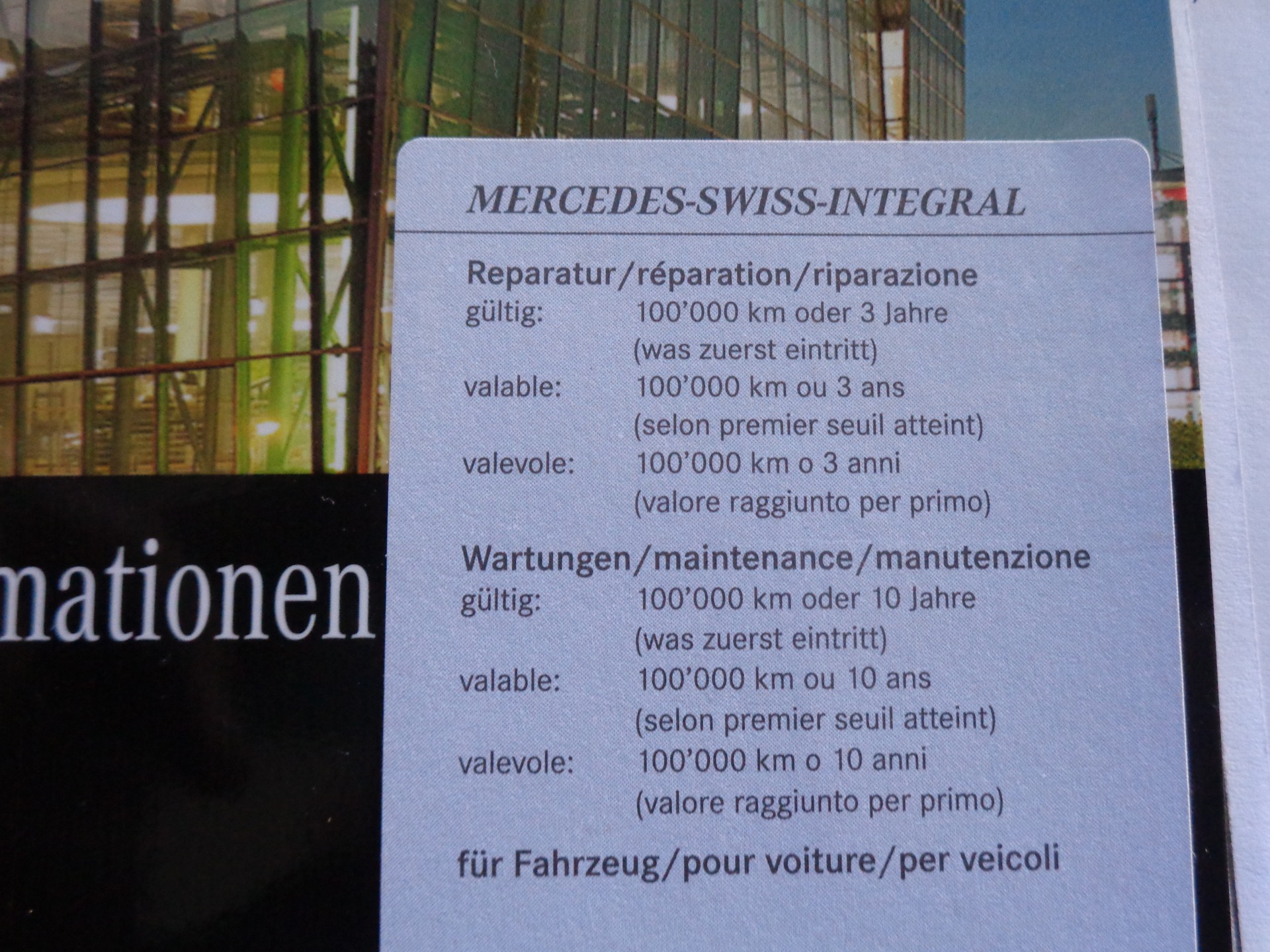 MERCEDES-BENZ GLA 220 AMG Line 4Matic 7G-DCT-image-14