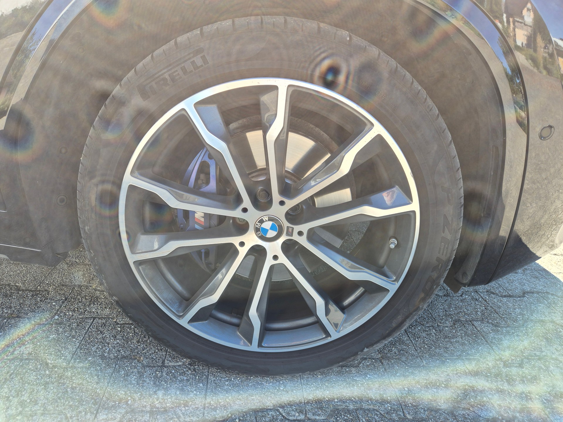 BMW 30d xDrive-image-4