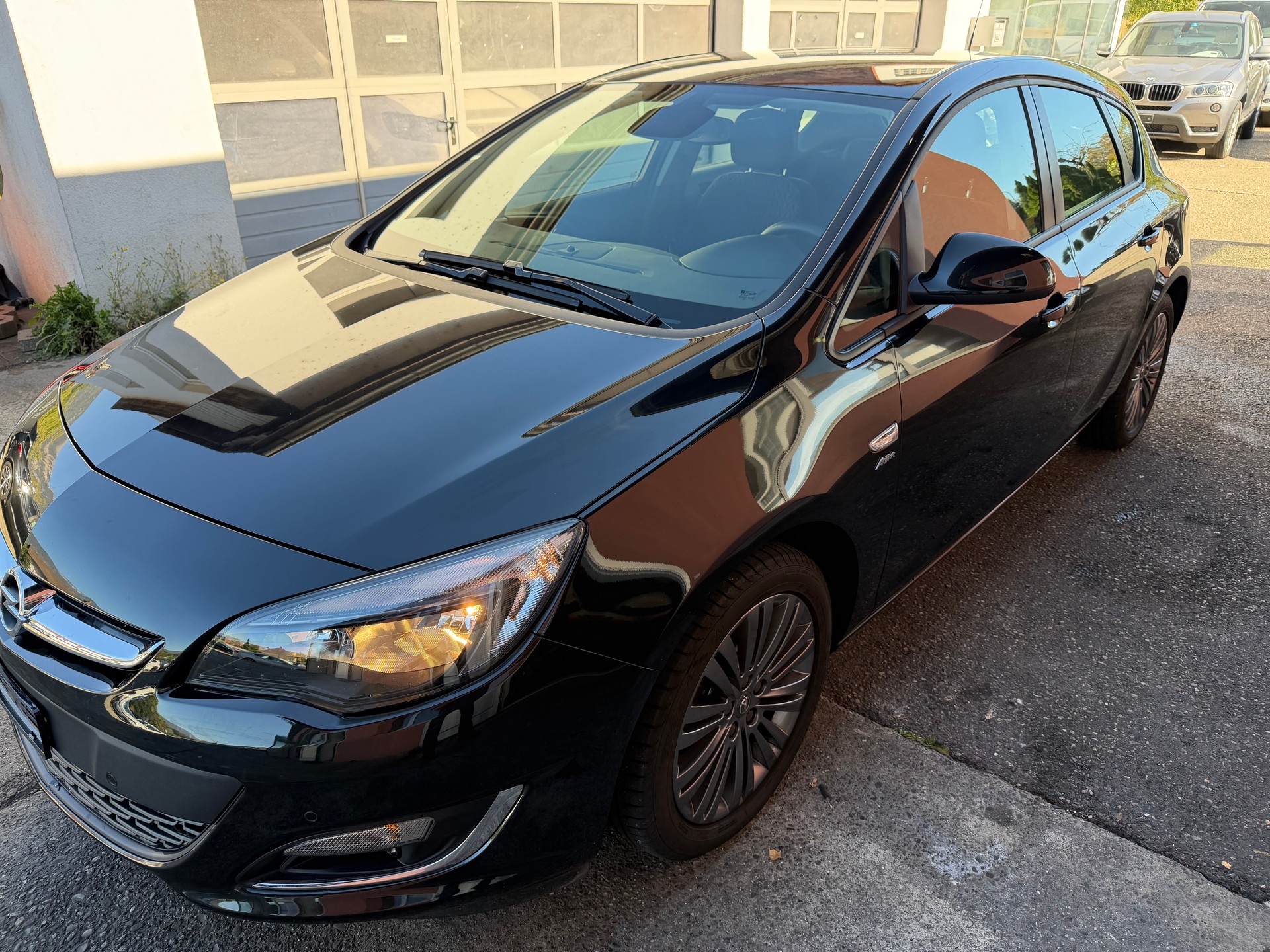 OPEL Astra 1.4i 16V Turbo Active Edition-image-3