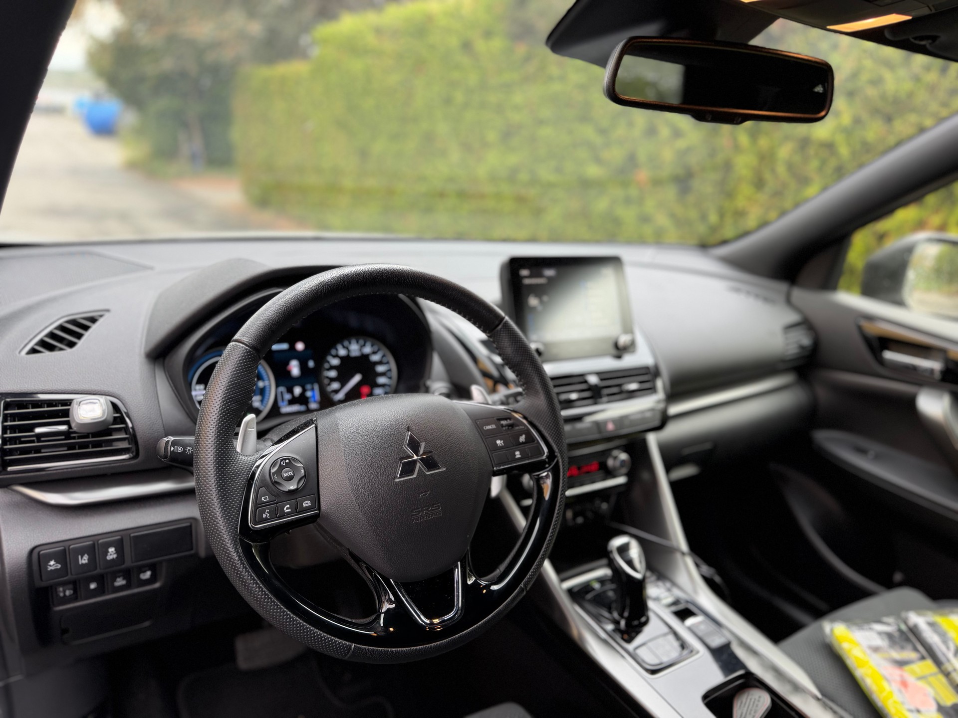 MITSUBISHI Eclipse Cross 2.4 PHEV Blackline 4WD-image-12