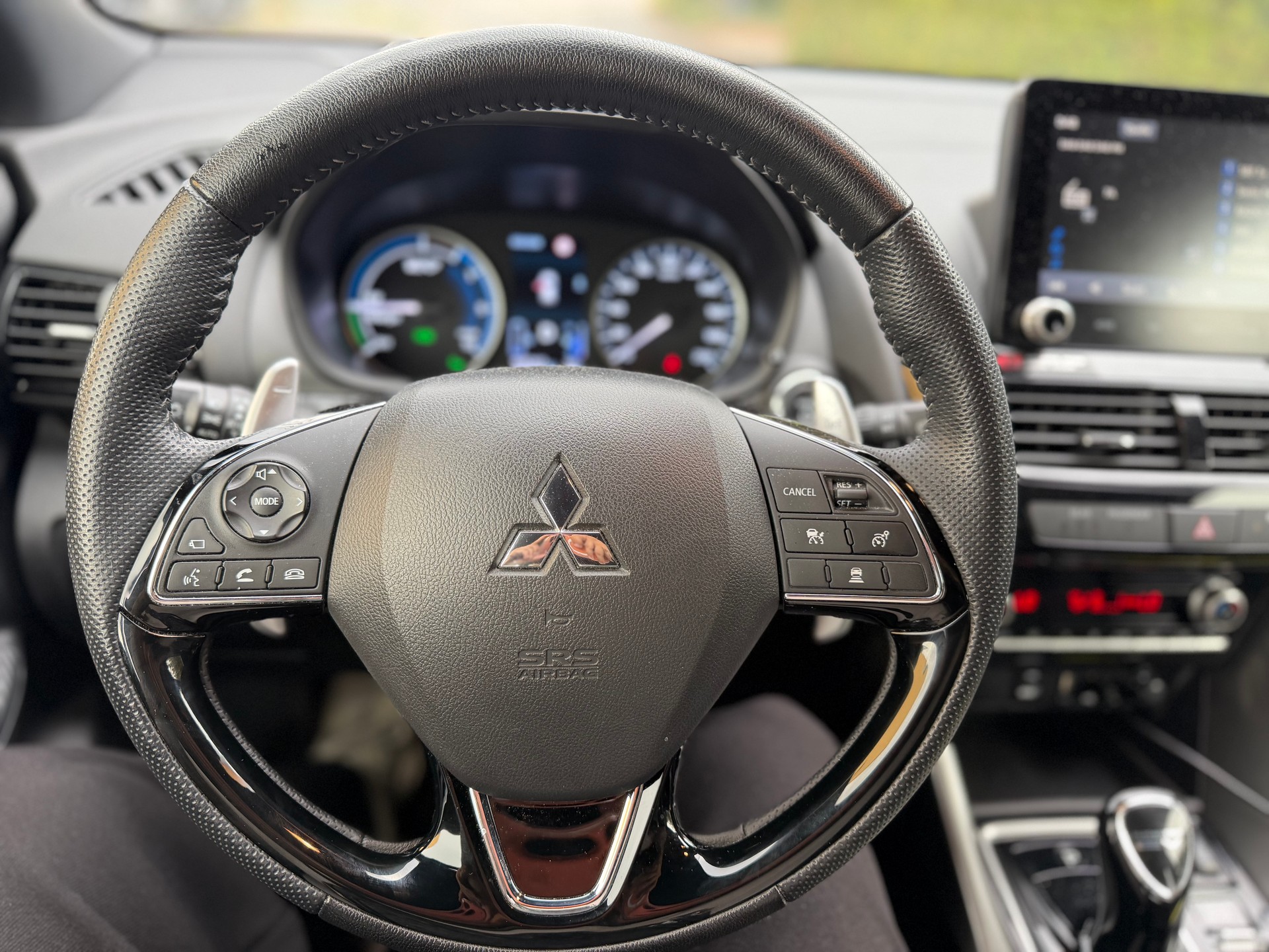 MITSUBISHI Eclipse Cross 2.4 PHEV Blackline 4WD-image-20