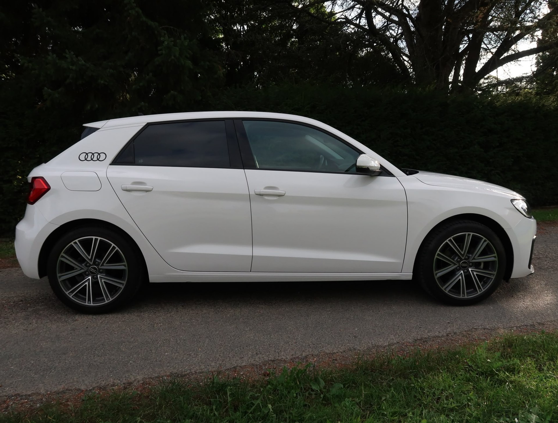 AUDI A1 Sportback 1.0 30 TFSI Attraction S-Tronic-showroom-element-3