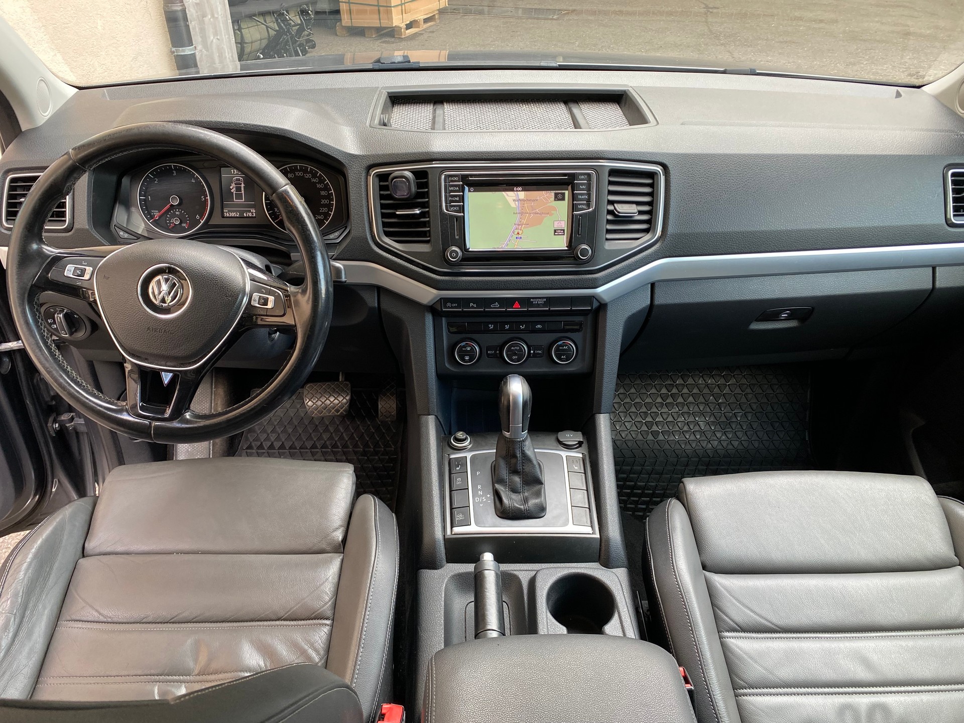 VW Amarok 3.0TDI Highline 4Motion Automatic-image-5