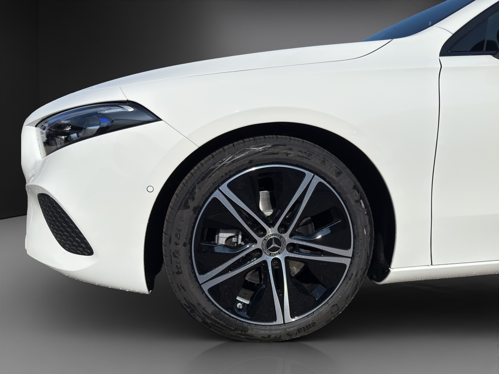 MERCEDES-BENZ A 200 Night Star 7G-DCT-image-7