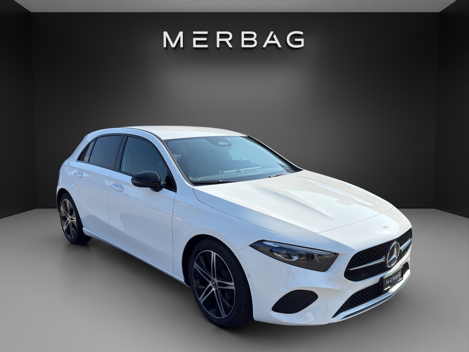 MERCEDES-BENZ A 200 Night Star 7G-DCT-image-5
