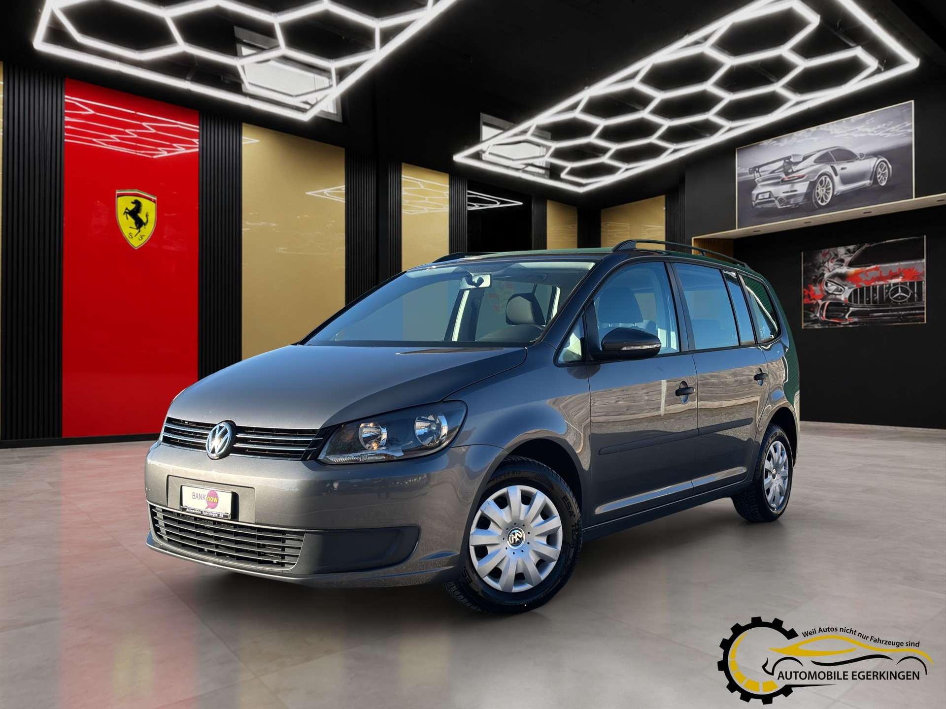 VW Touran 1.6 TDI Trendline-image-0