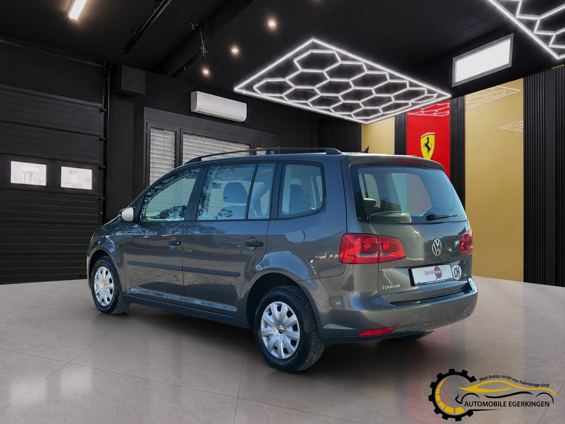 VW Touran 1.6 TDI Trendline-image-6