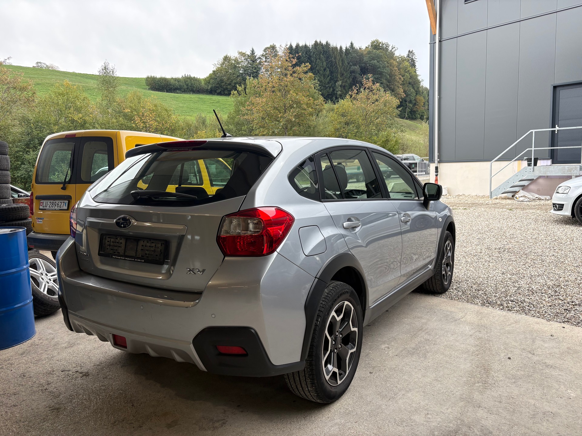 SUBARU XV 1.6 Swiss Two AWD CVT-image-4
