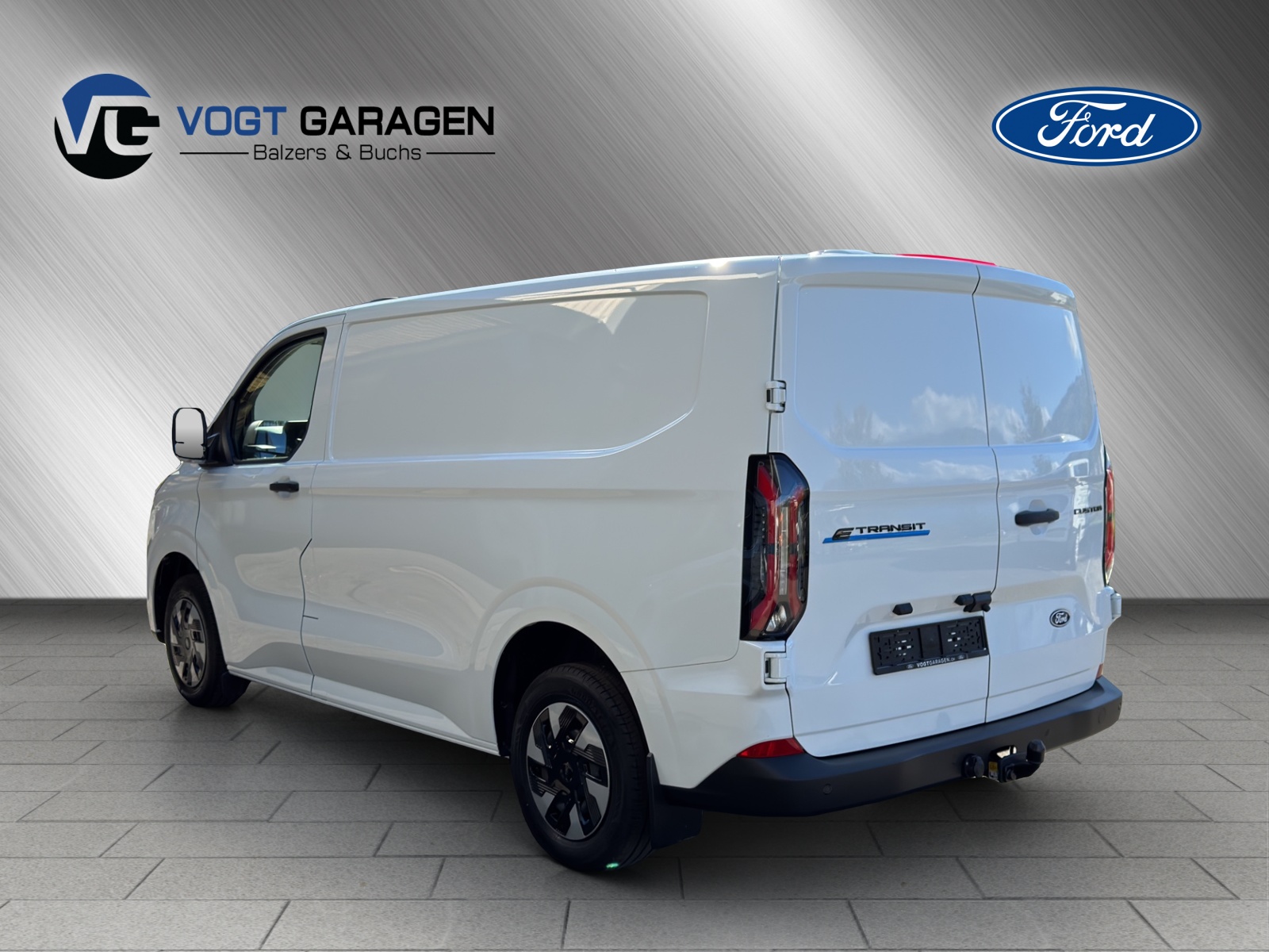 FORD E-Transit Custom Van 320 L1 Trend-showroom-element-3