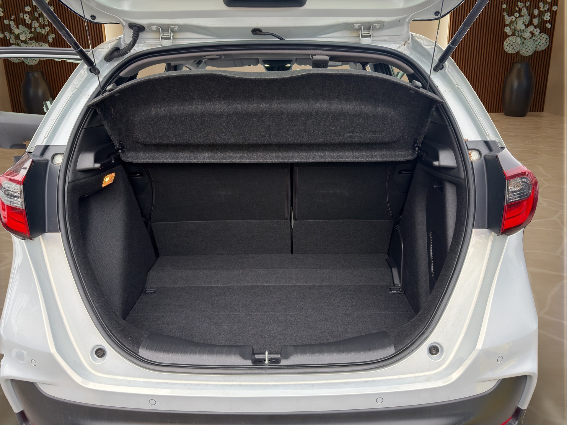 HONDA Jazz 1.5i-MMD Elegance E-CVT-image-18