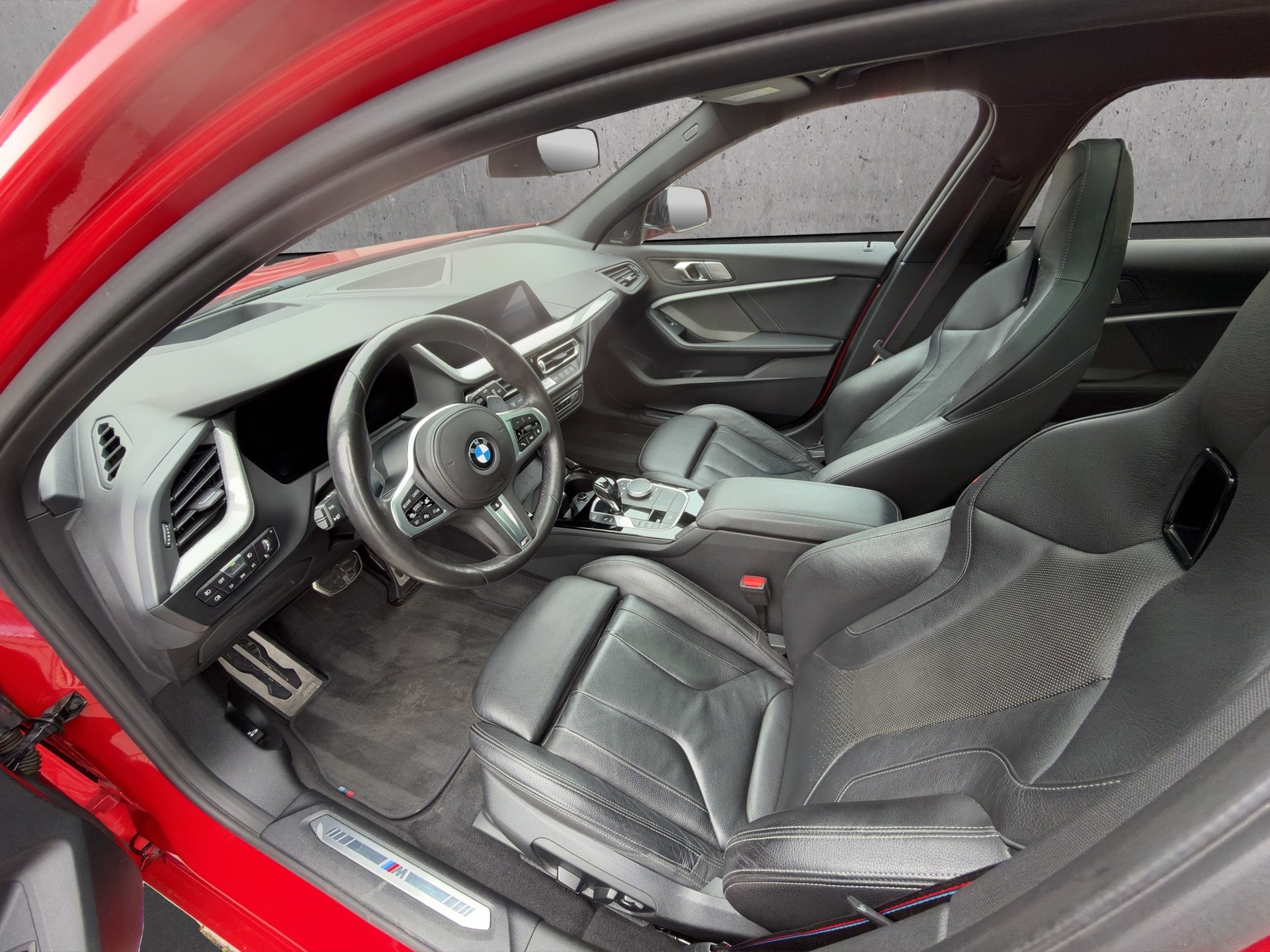 BMW 120d xDrive SAG M-Paket-image-13