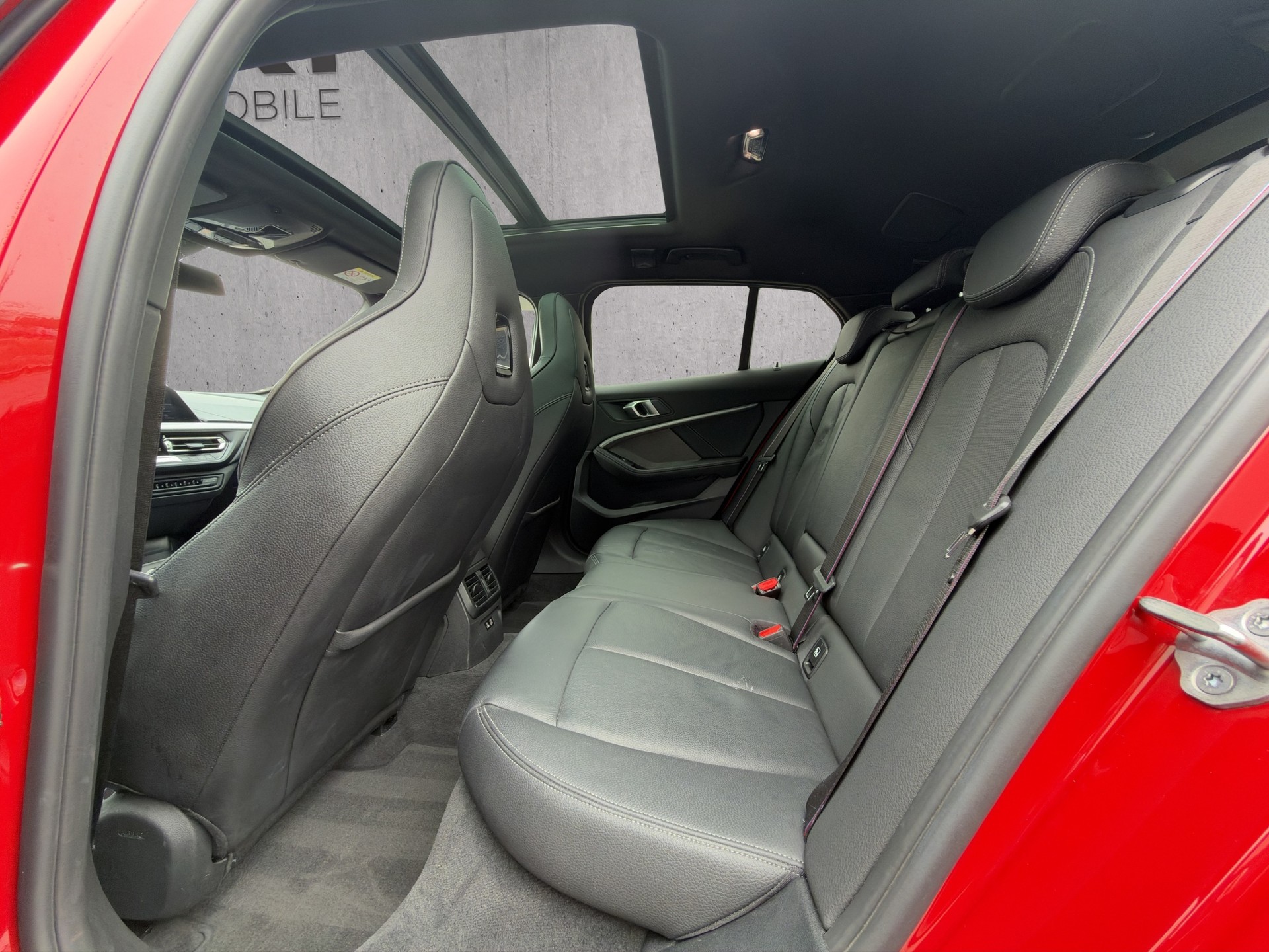 BMW 120d xDrive SAG M-Paket-image-15