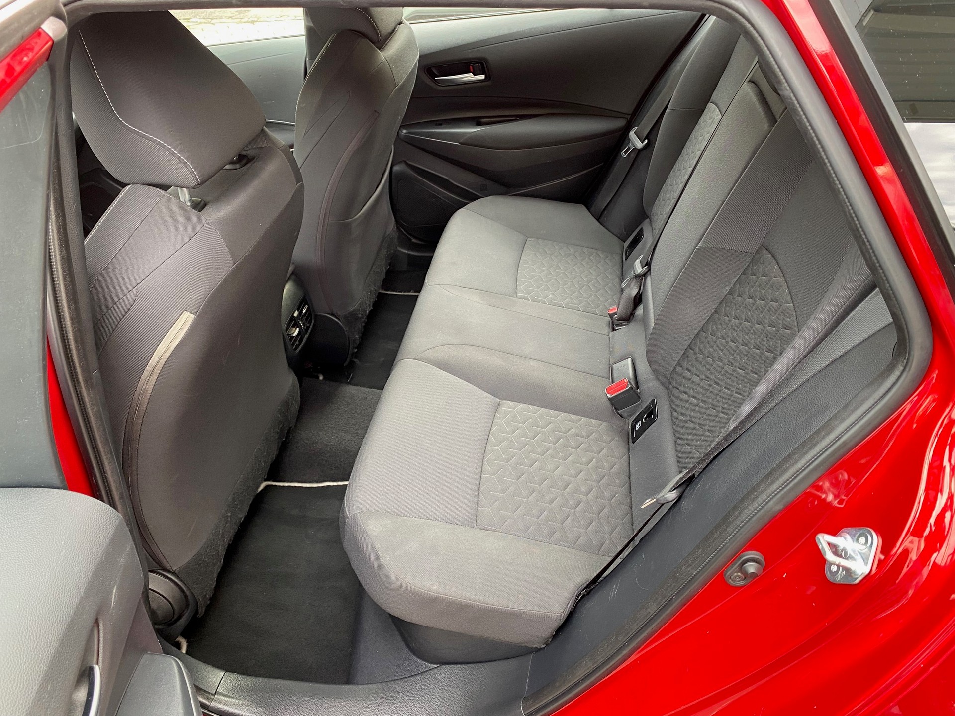 TOYOTA Corolla Touring Sports 1.8 HSD Comfort e-CVT-image-7