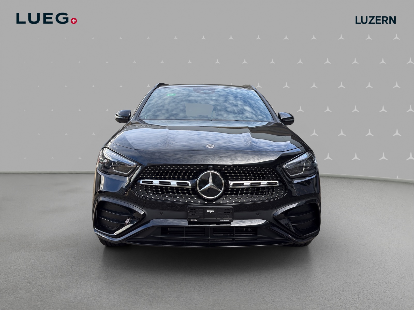 MERCEDES-BENZ GLA 250 e EQ Star 8G-DCT-image-5