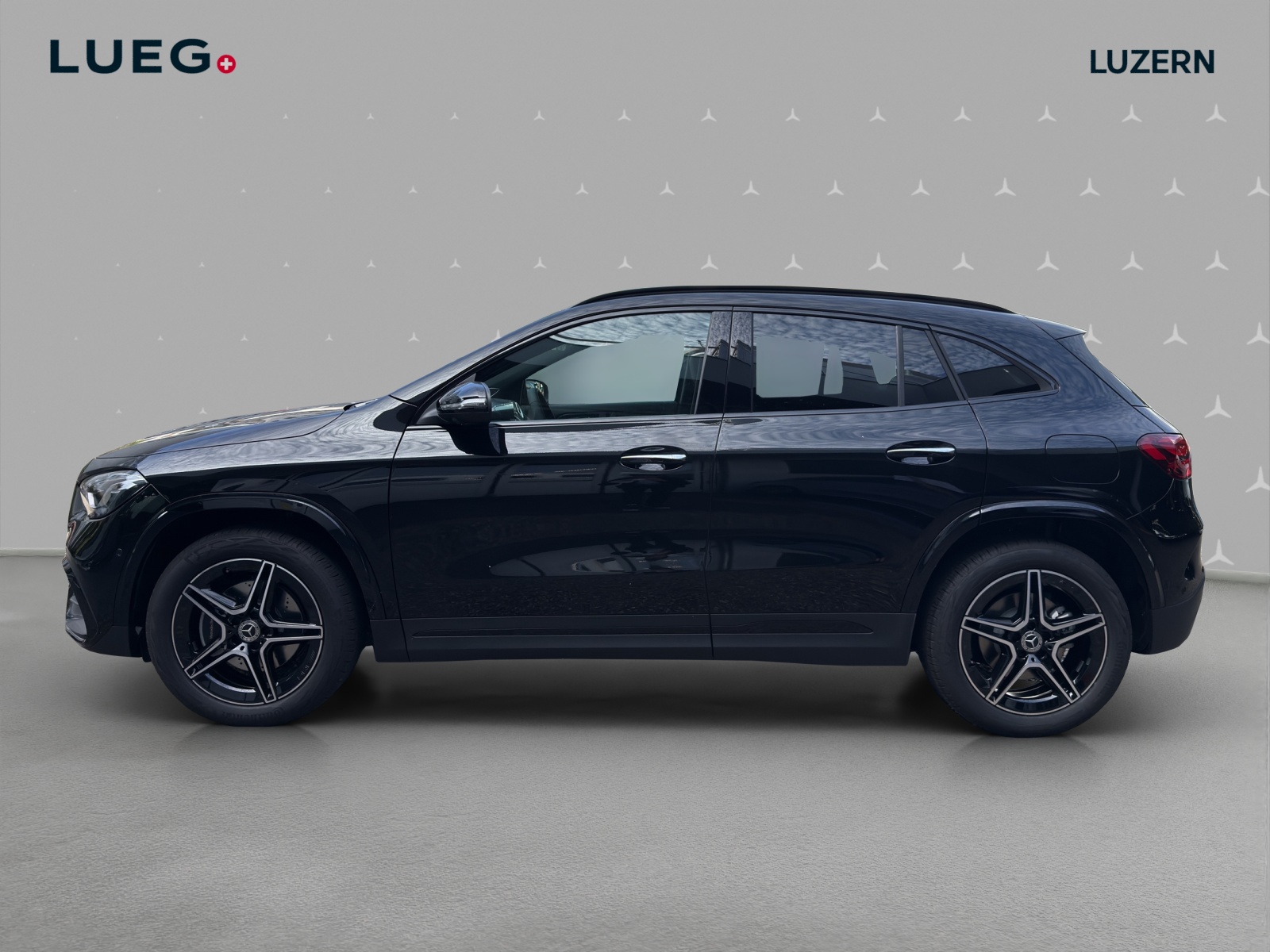 MERCEDES-BENZ GLA 250 e EQ Star 8G-DCT-image-1