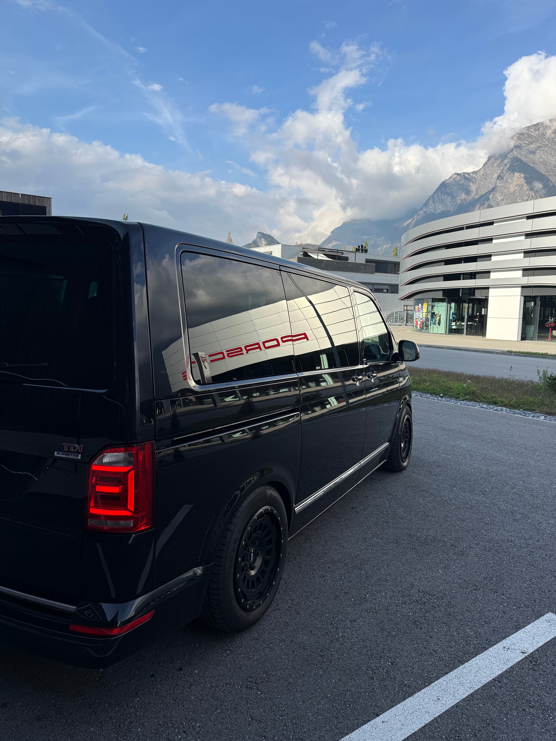 VW Multivan Generation Six-image-3