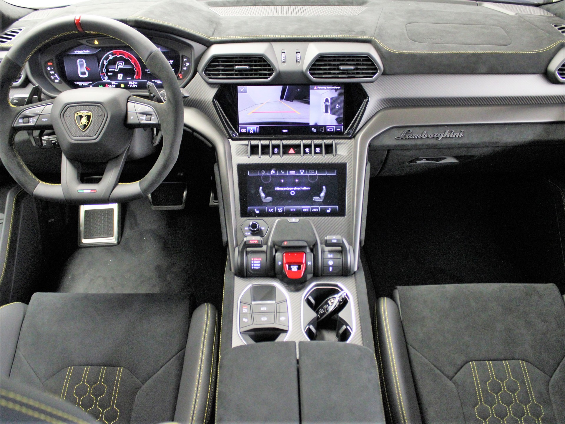 LAMBORGHINI Urus Performante-image-7