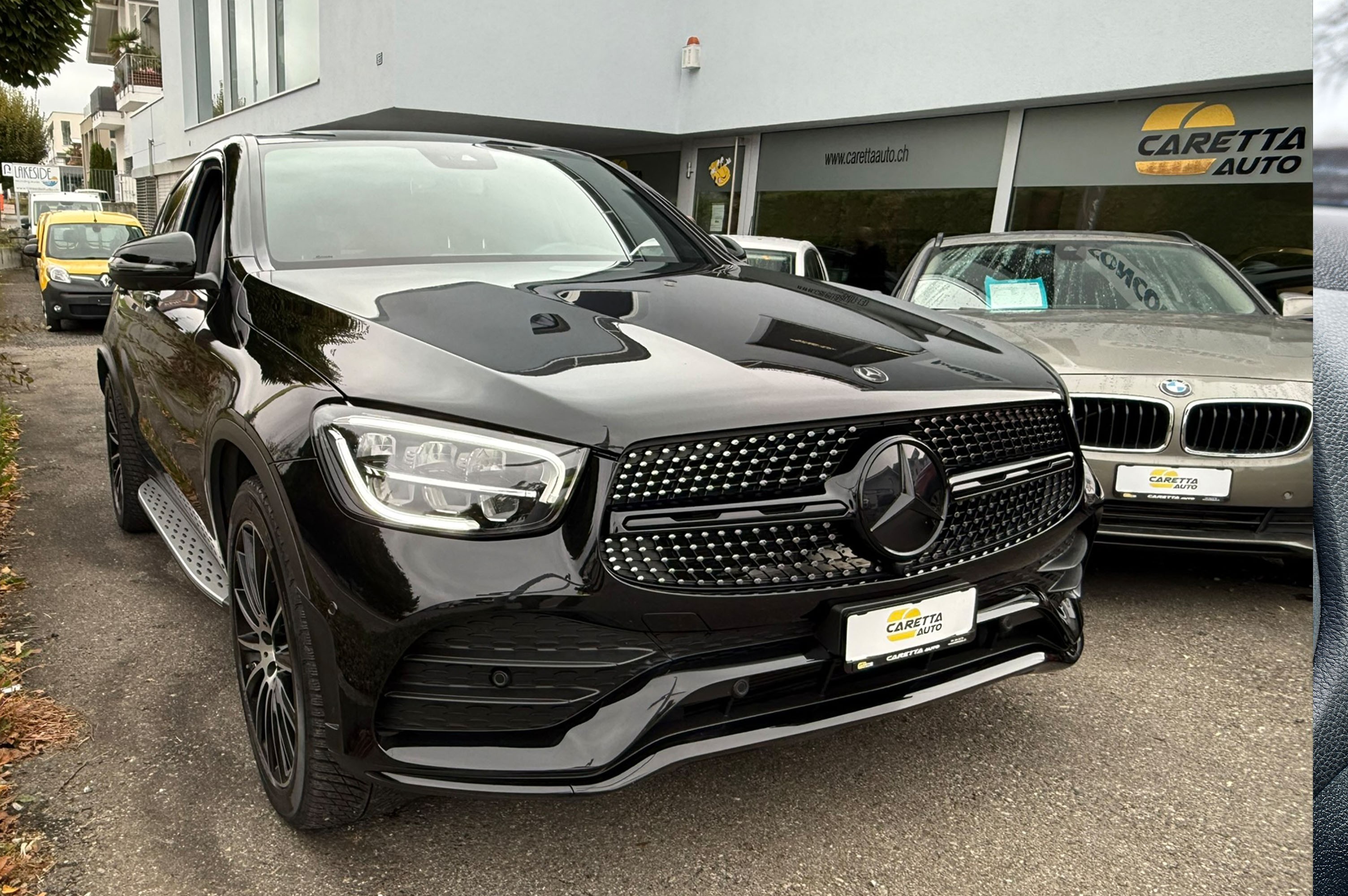 Car photo