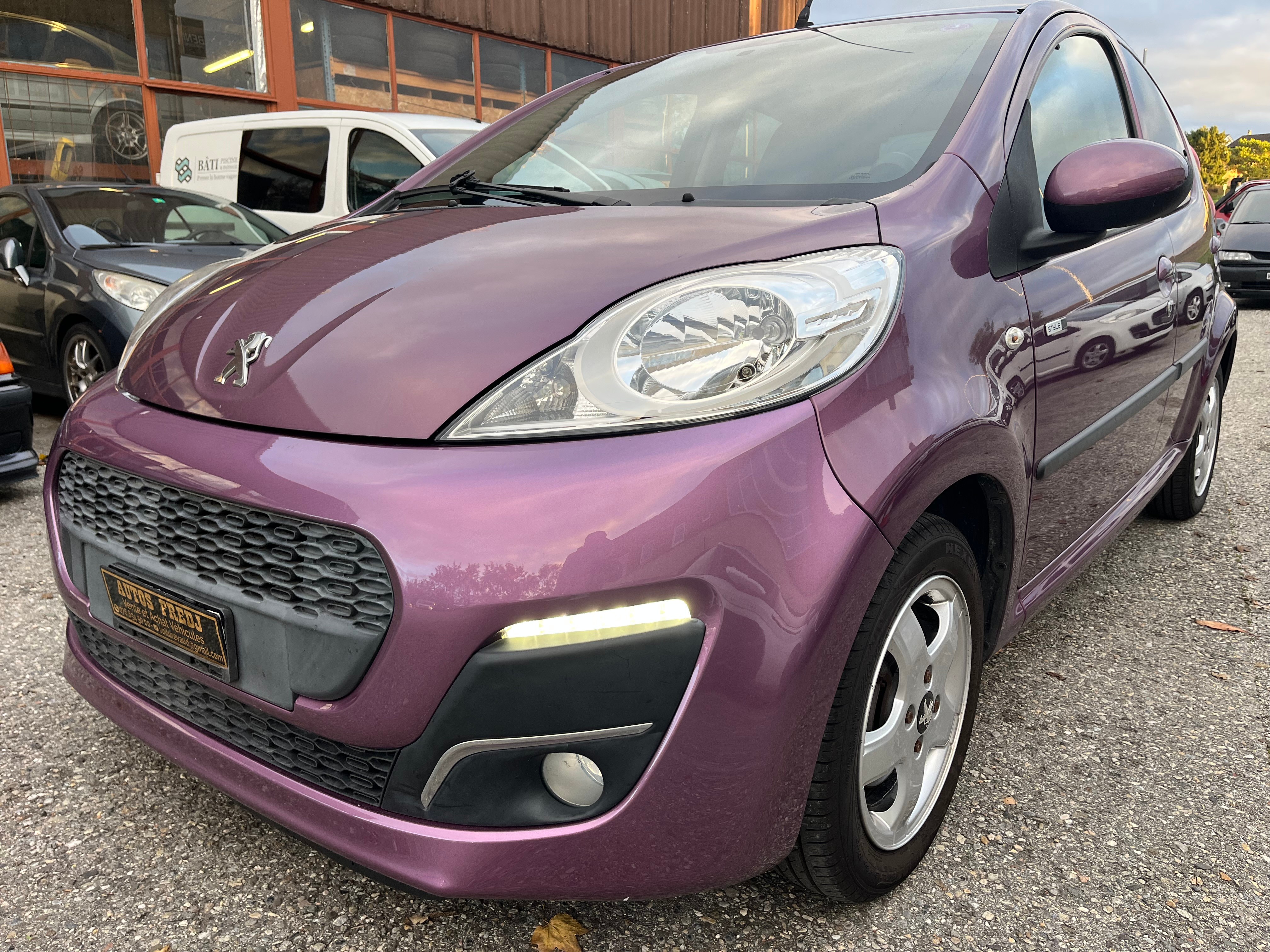 Car photo