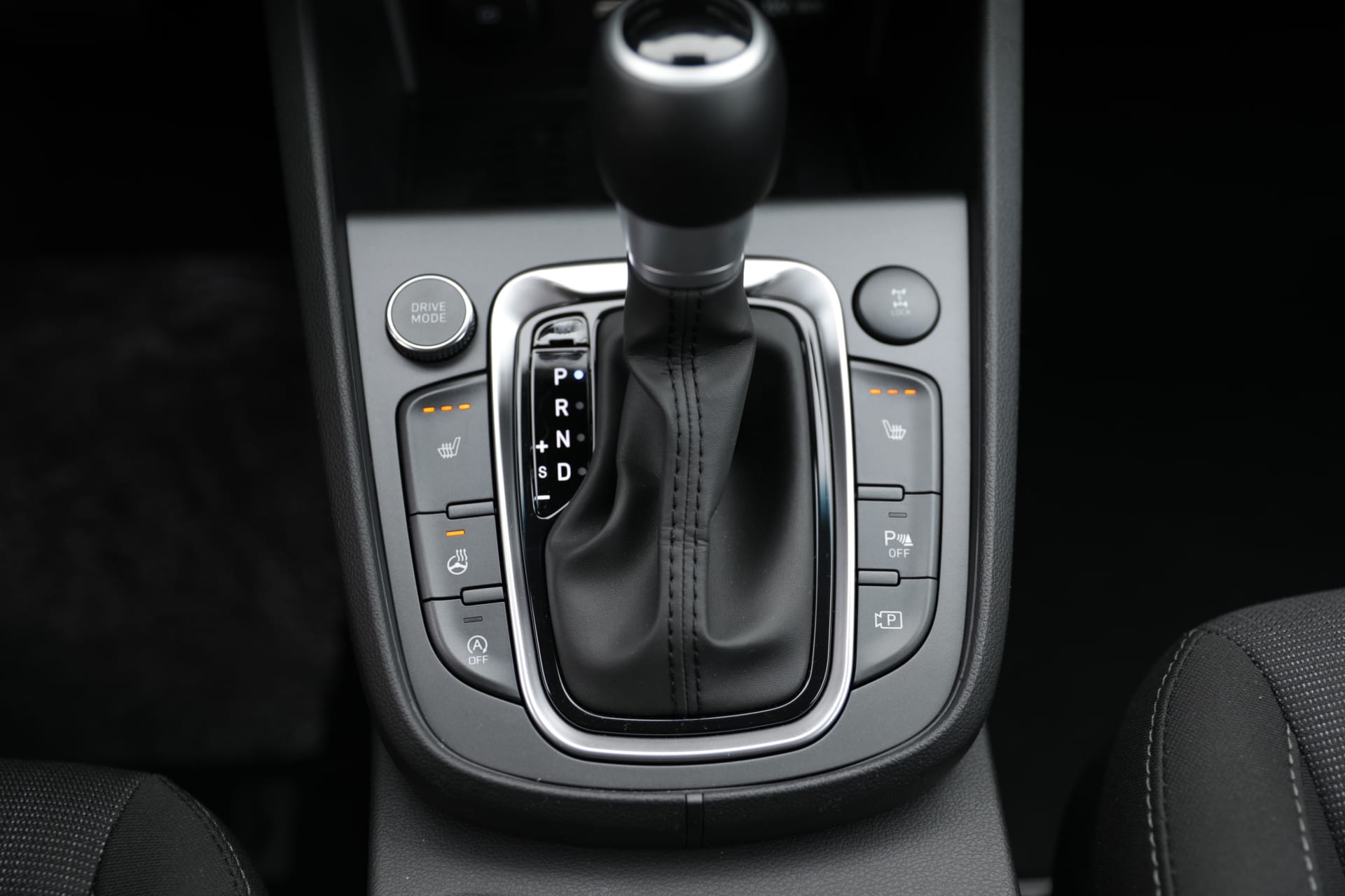 HYUNDAI Kona 1.6 T-GDi Amplia 4WD DCT-image-26