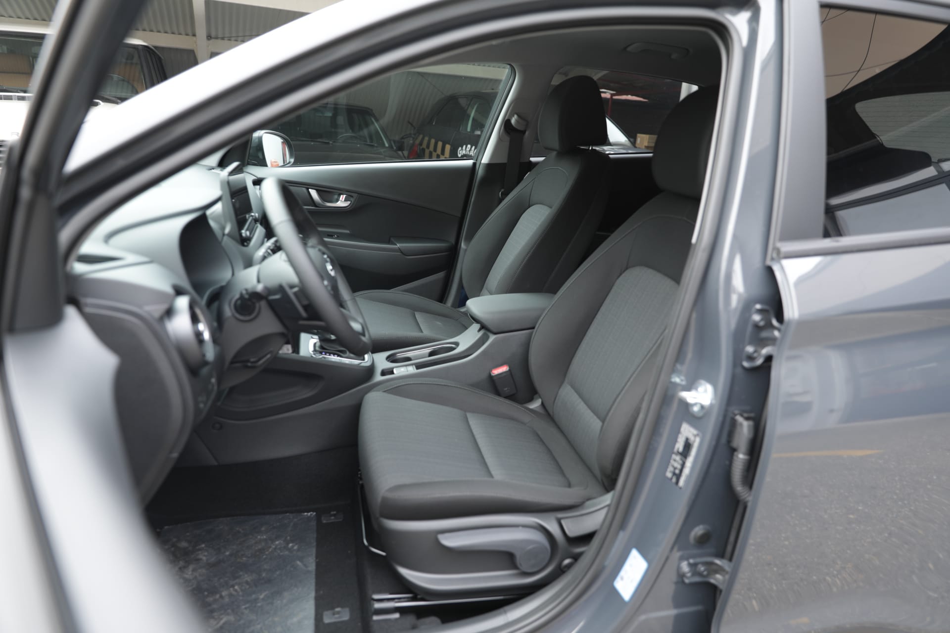 HYUNDAI Kona 1.6 T-GDi Amplia 4WD DCT-image-8