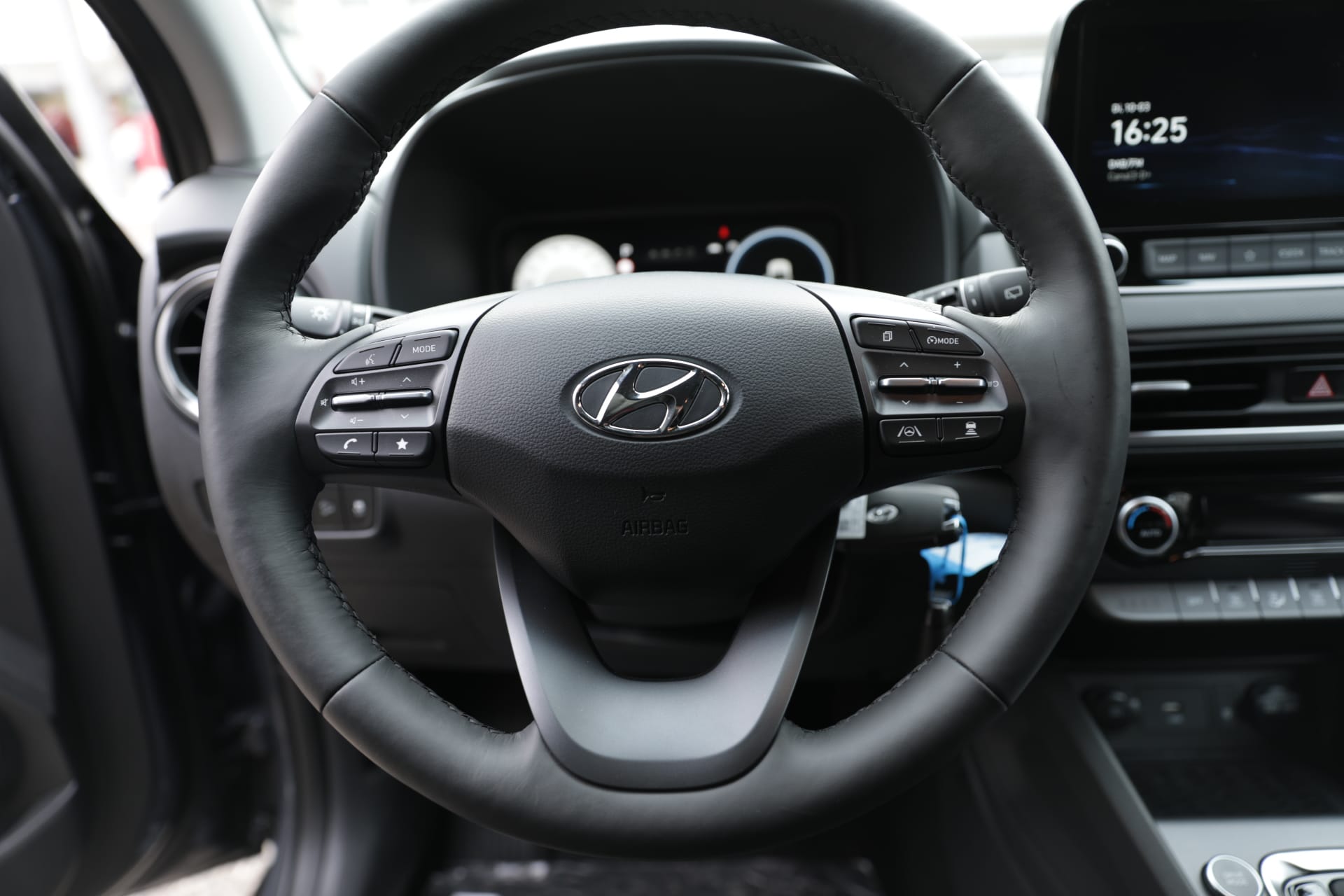 HYUNDAI Kona 1.6 T-GDi Amplia 4WD DCT-image-17