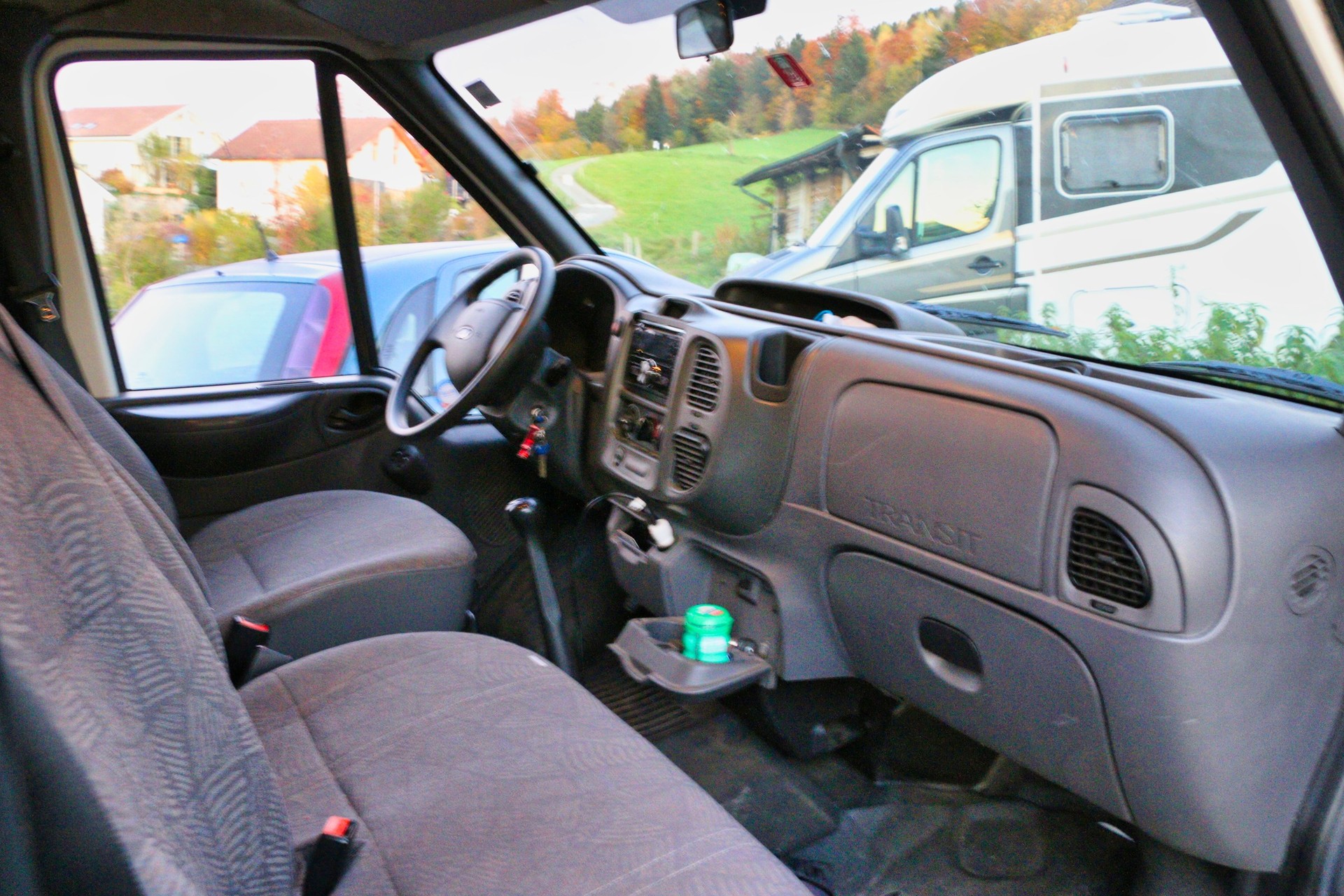 FORD Transit 280S-image-10
